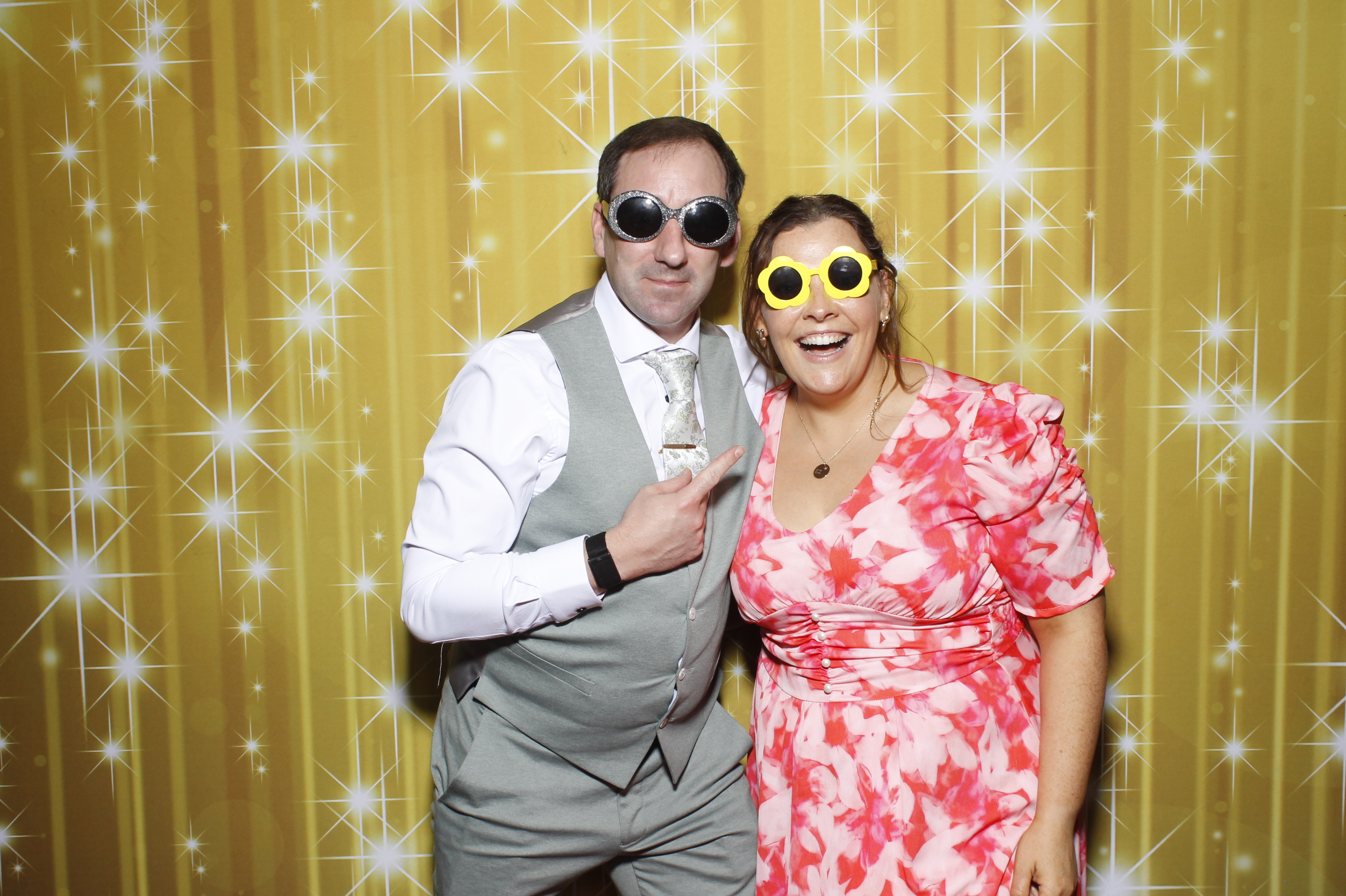Michelle & David | View more photos from the event at gallery.snapmagic.ie/u/SnapMagic/Michelle-David