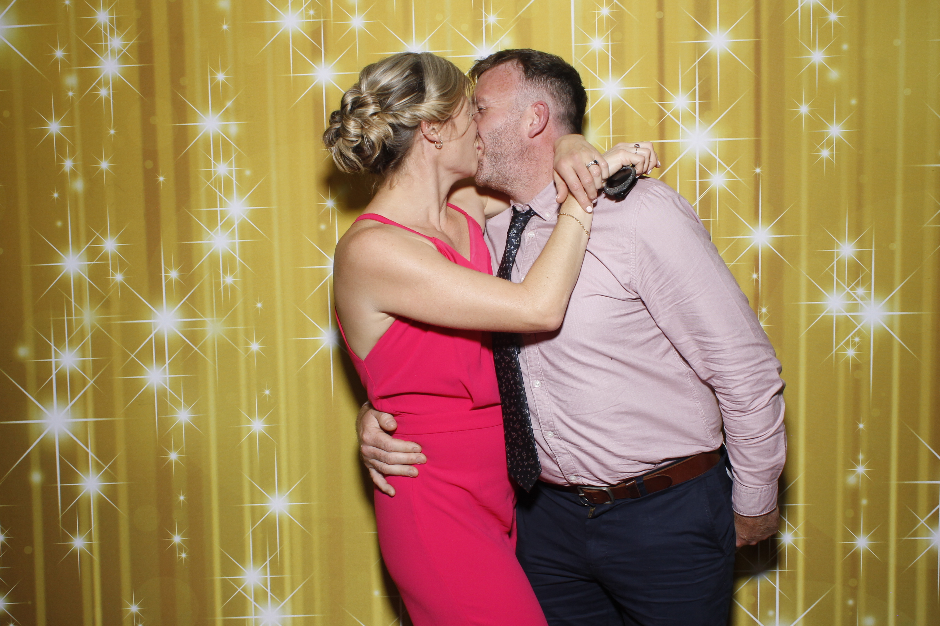 Michelle & David | View more photos from the event at gallery.snapmagic.ie/u/SnapMagic/Michelle-David