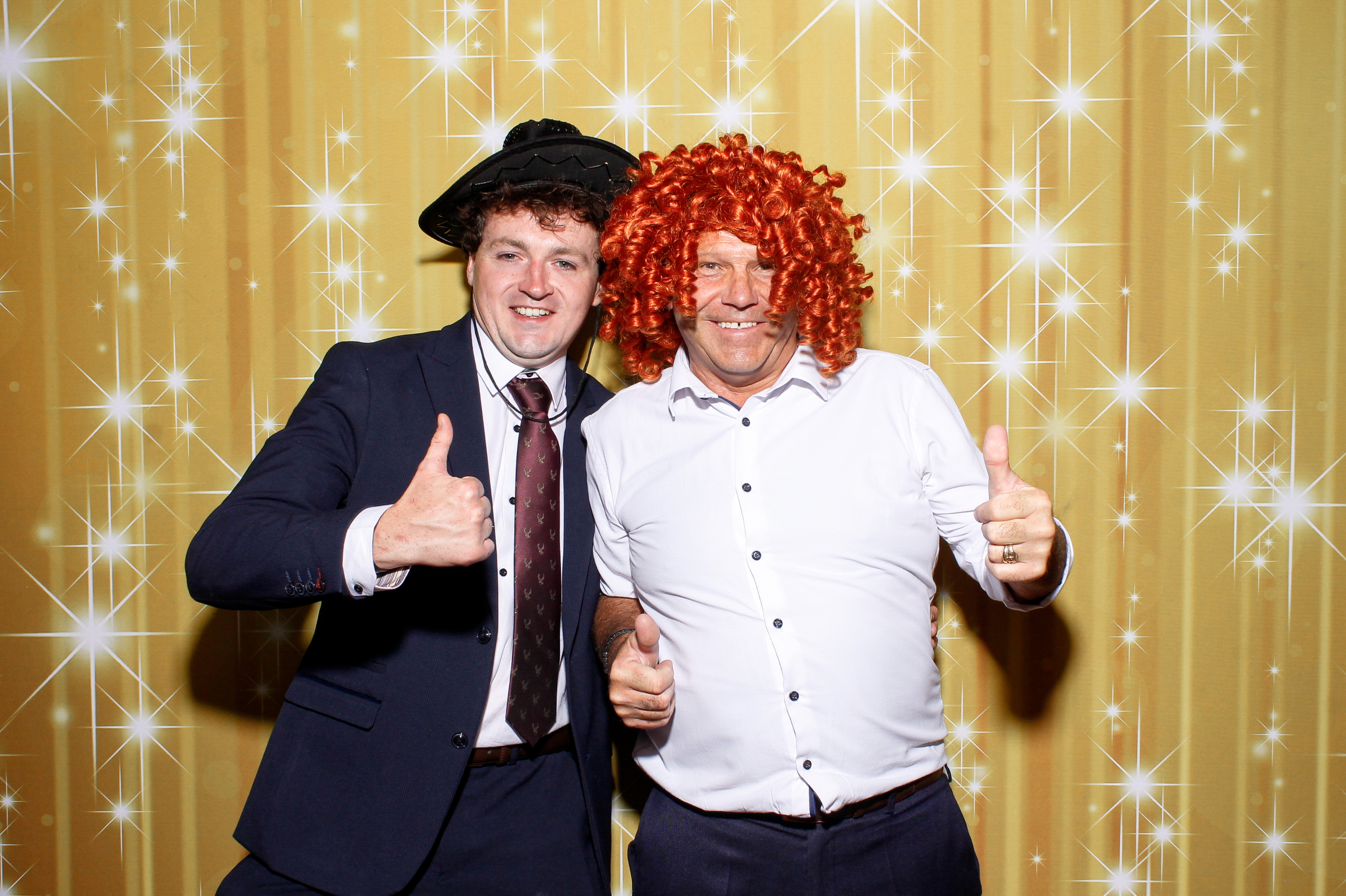Nadine & Ciaran | View more photos from the event at gallery.snapmagic.ie/u/SnapMagic/Nadine-Ciaran