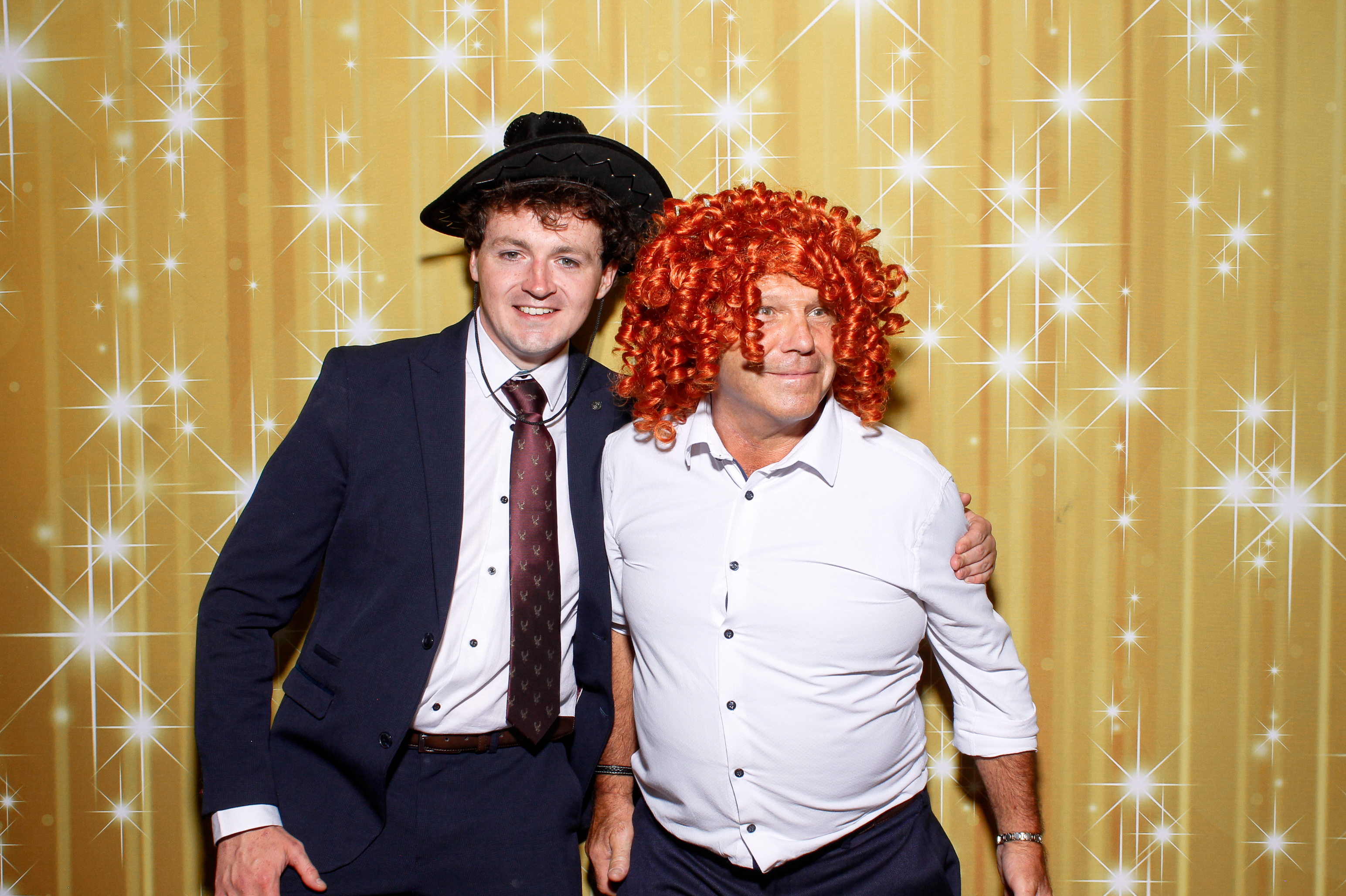 Nadine & Ciaran | View more photos from the event at gallery.snapmagic.ie/u/SnapMagic/Nadine-Ciaran