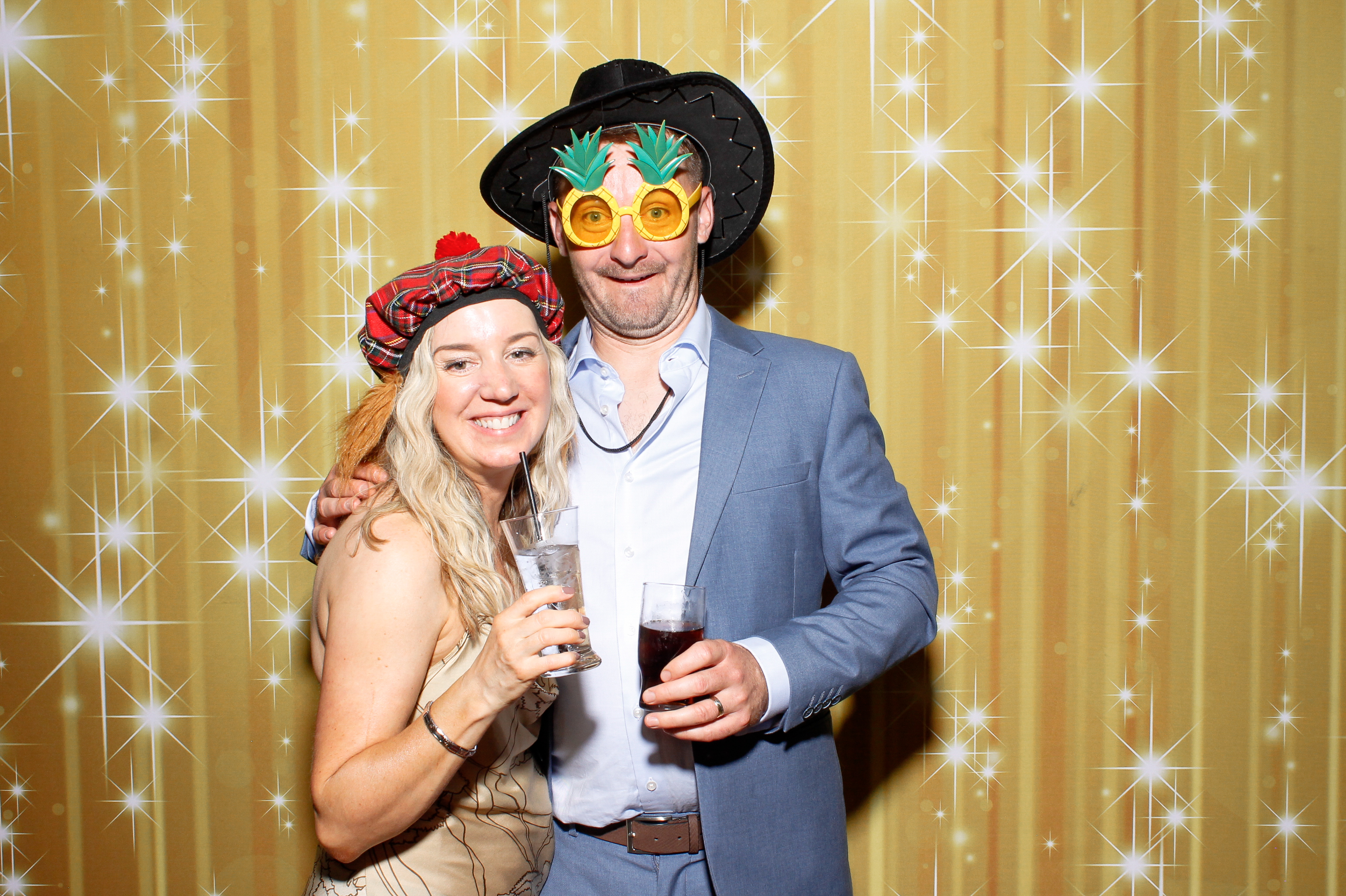 Nadine & Ciaran | View more photos from the event at gallery.snapmagic.ie/u/SnapMagic/Nadine-Ciaran