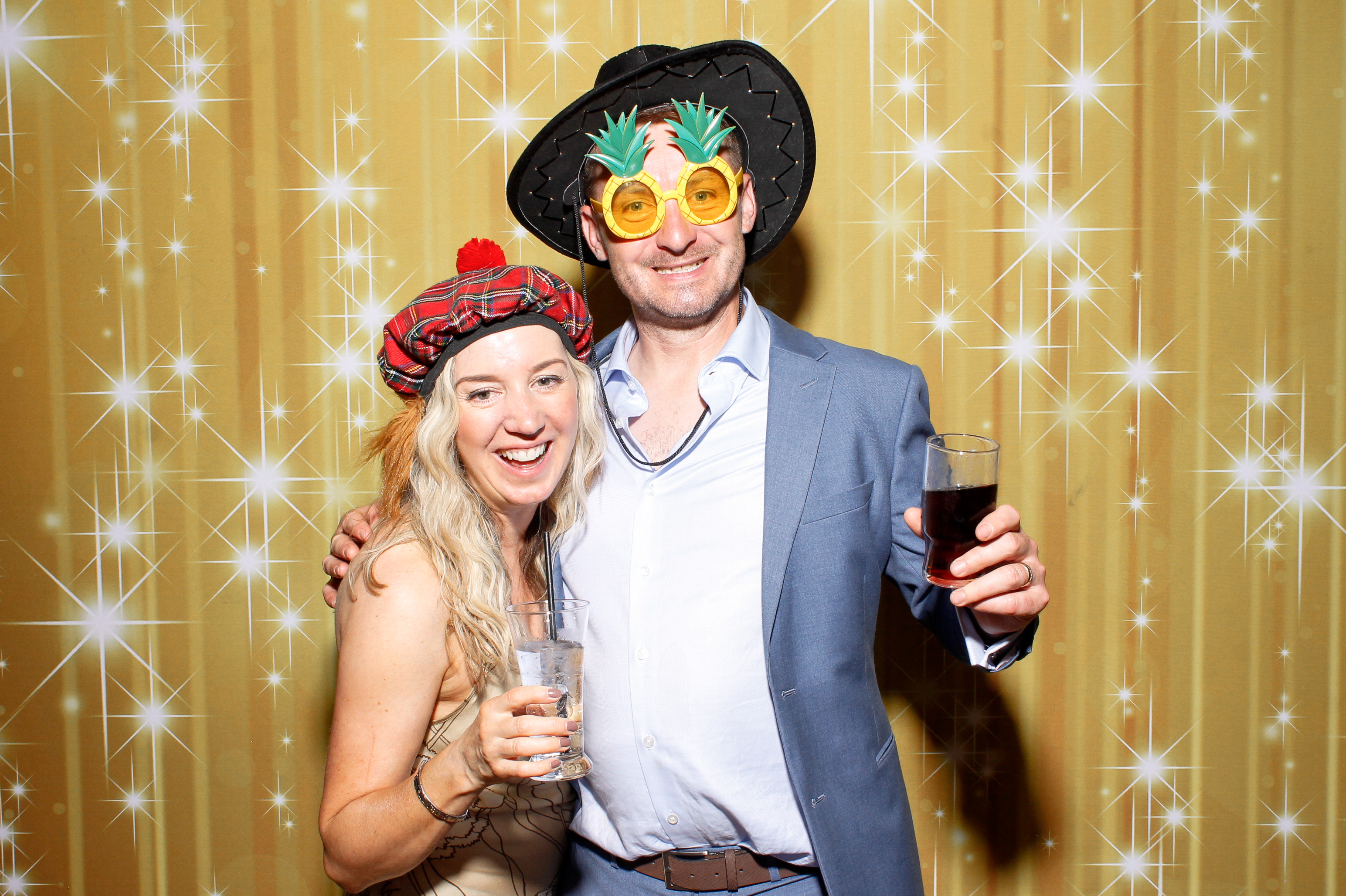 Nadine & Ciaran | View more photos from the event at gallery.snapmagic.ie/u/SnapMagic/Nadine-Ciaran