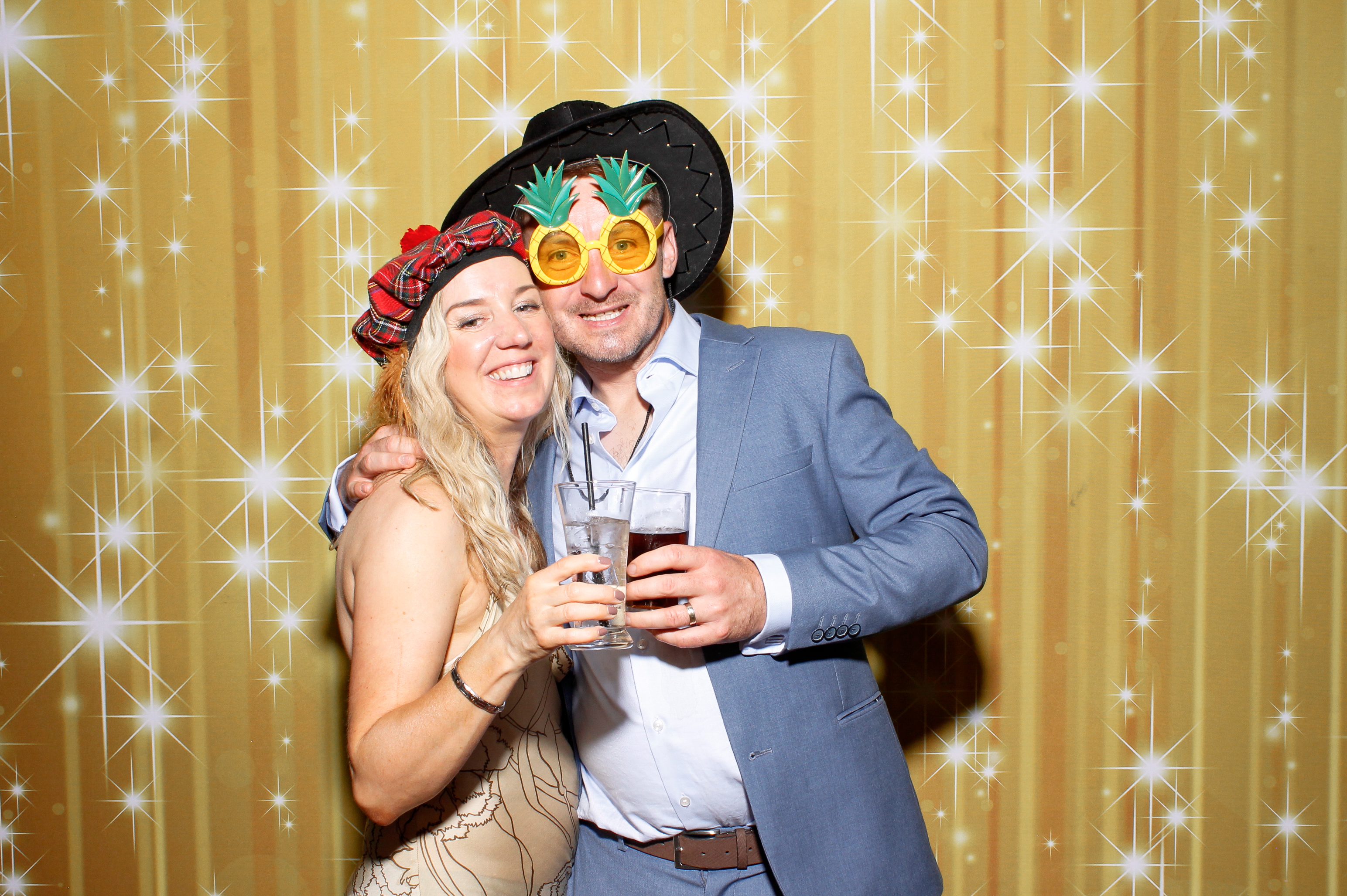 Nadine & Ciaran | View more photos from the event at gallery.snapmagic.ie/u/SnapMagic/Nadine-Ciaran