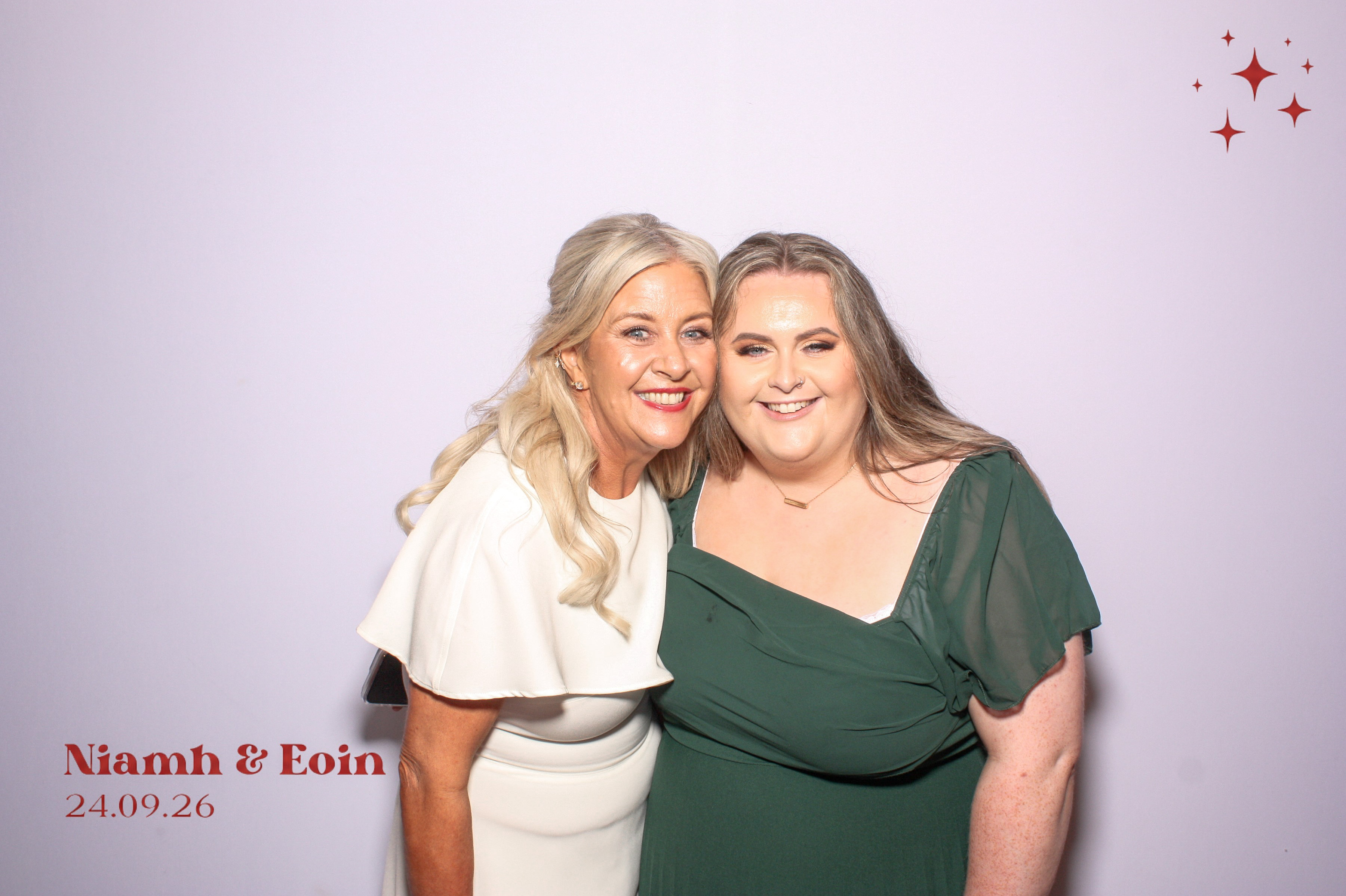 Niamh & Eoin | View more photos from the event at gallery.snapmagic.ie/u/SnapMagic/Niamh-Eoin