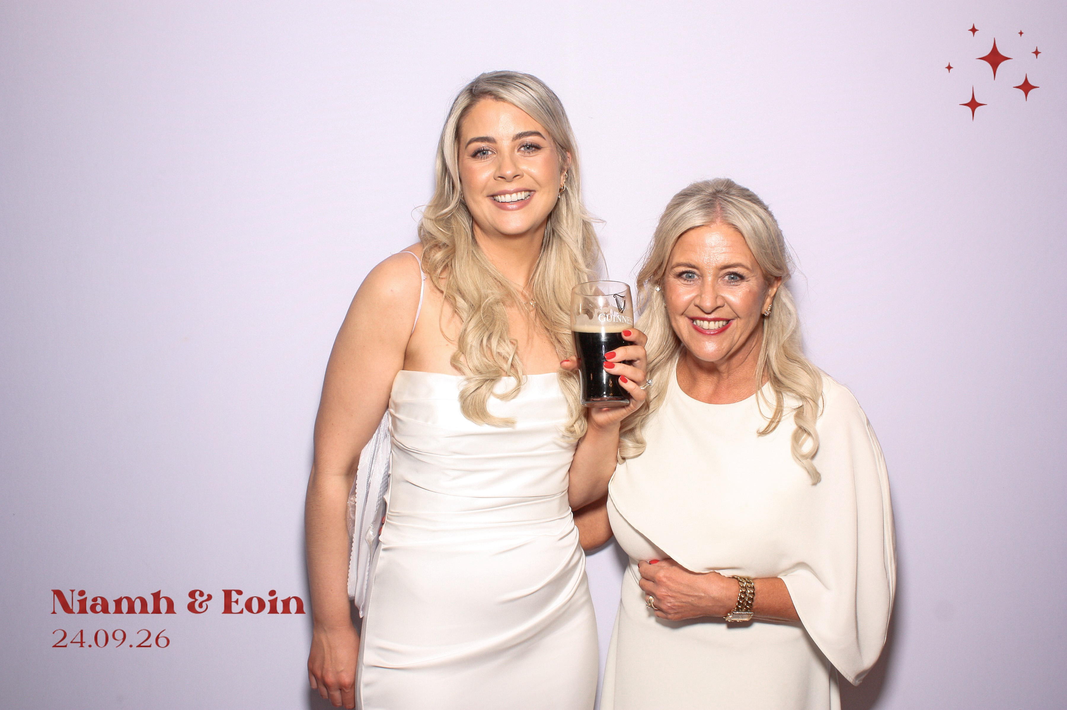 Niamh & Eoin | View more photos from the event at gallery.snapmagic.ie/u/SnapMagic/Niamh-Eoin