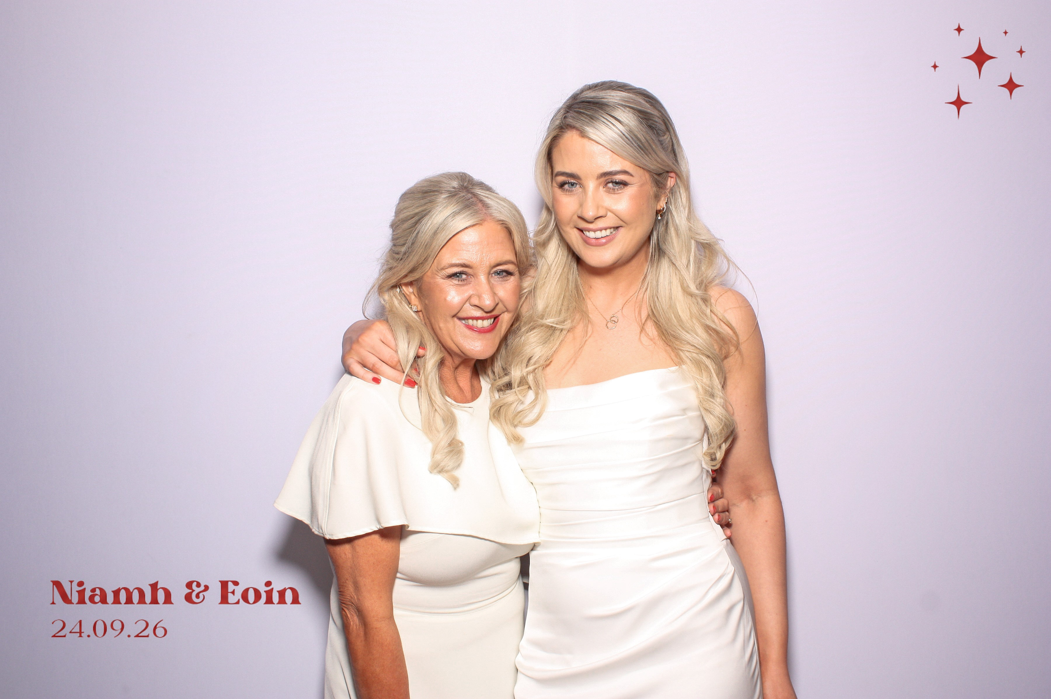 Niamh & Eoin | View more photos from the event at gallery.snapmagic.ie/u/SnapMagic/Niamh-Eoin