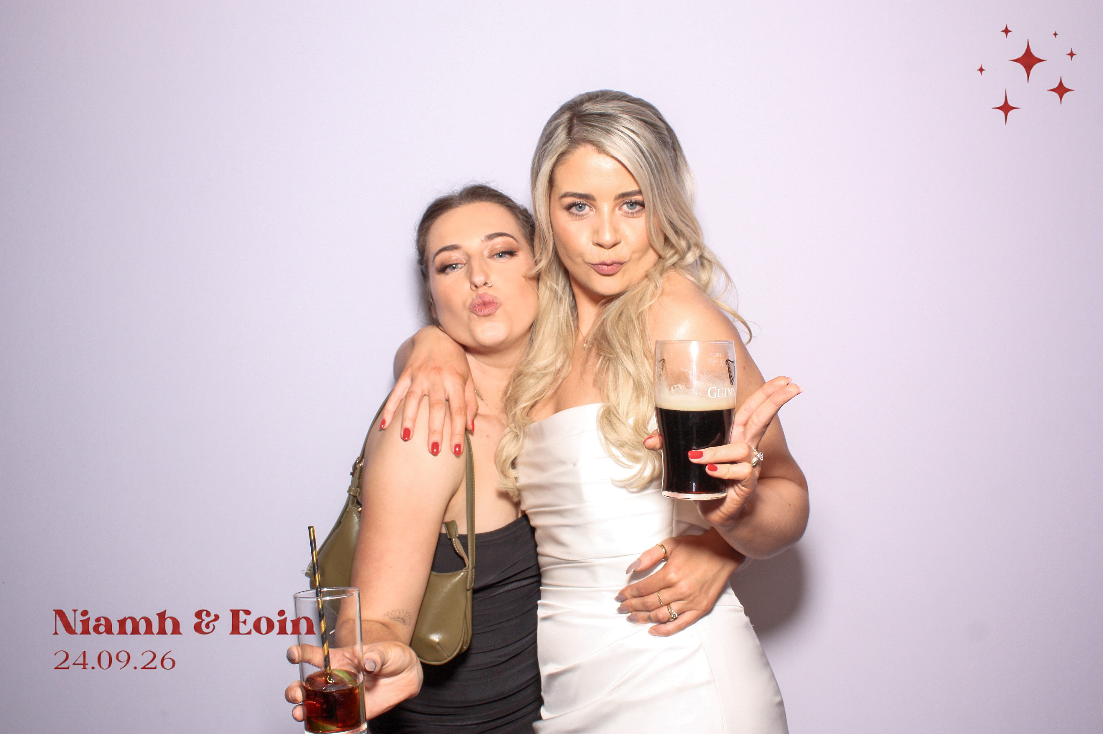 Niamh & Eoin | View more photos from the event at gallery.snapmagic.ie/u/SnapMagic/Niamh-Eoin