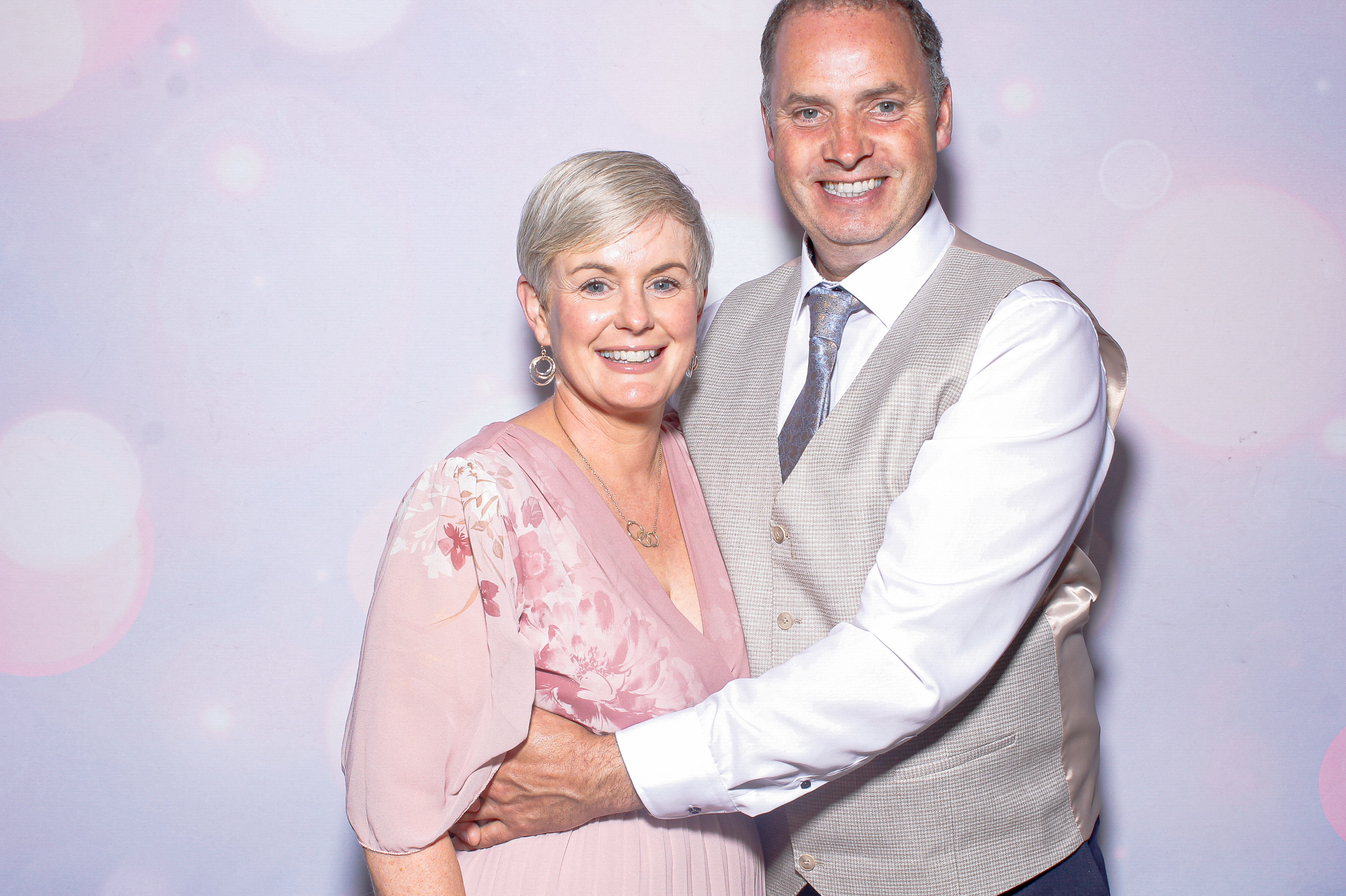 Noel & Sara | View more photos from the event at gallery.snapmagic.ie/u/SnapMagic/Noel-Sara