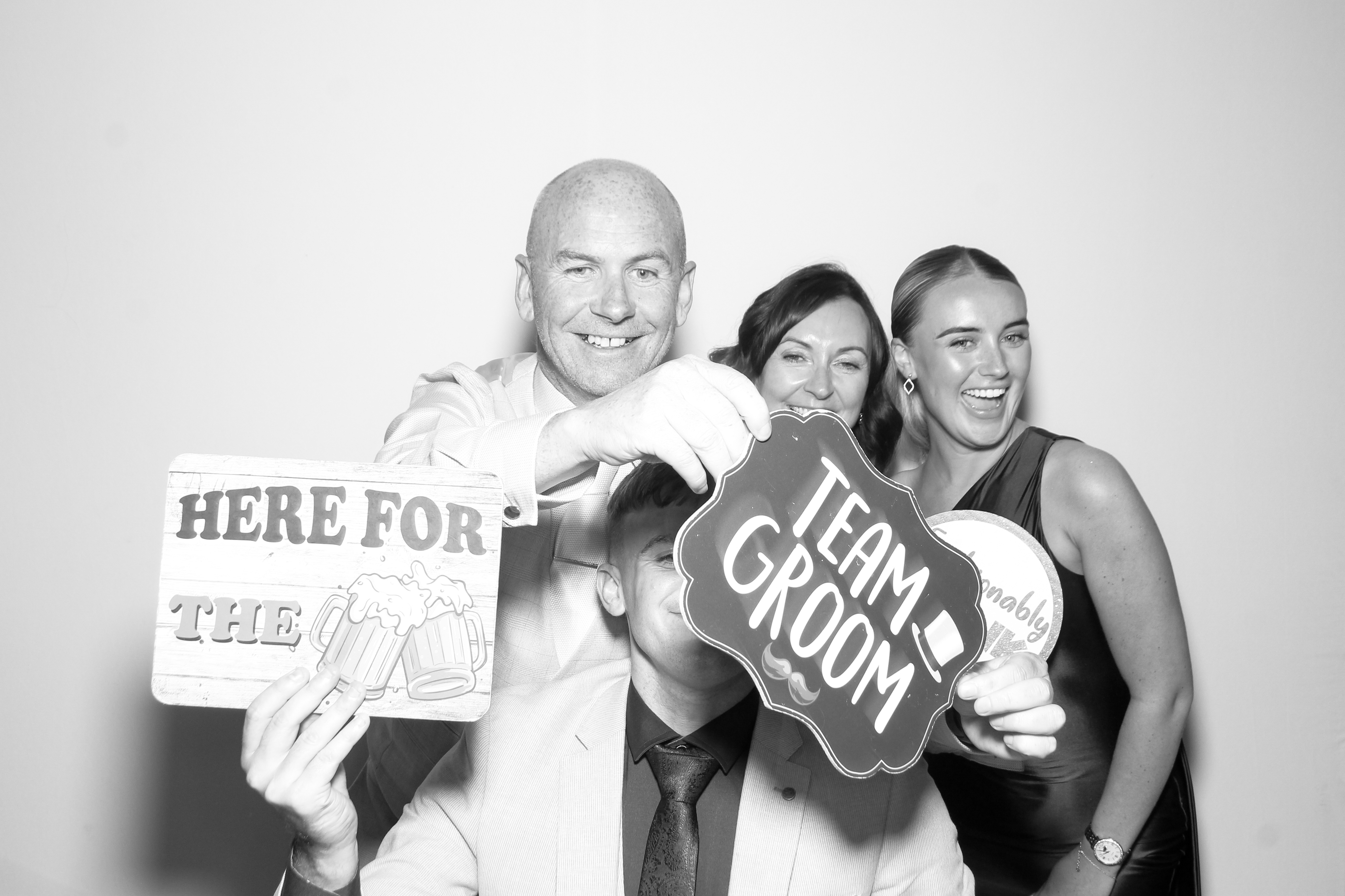 Roisin & Brendan | View more photos from the event at gallery.snapmagic.ie/u/SnapMagic/Roisin-Brendan