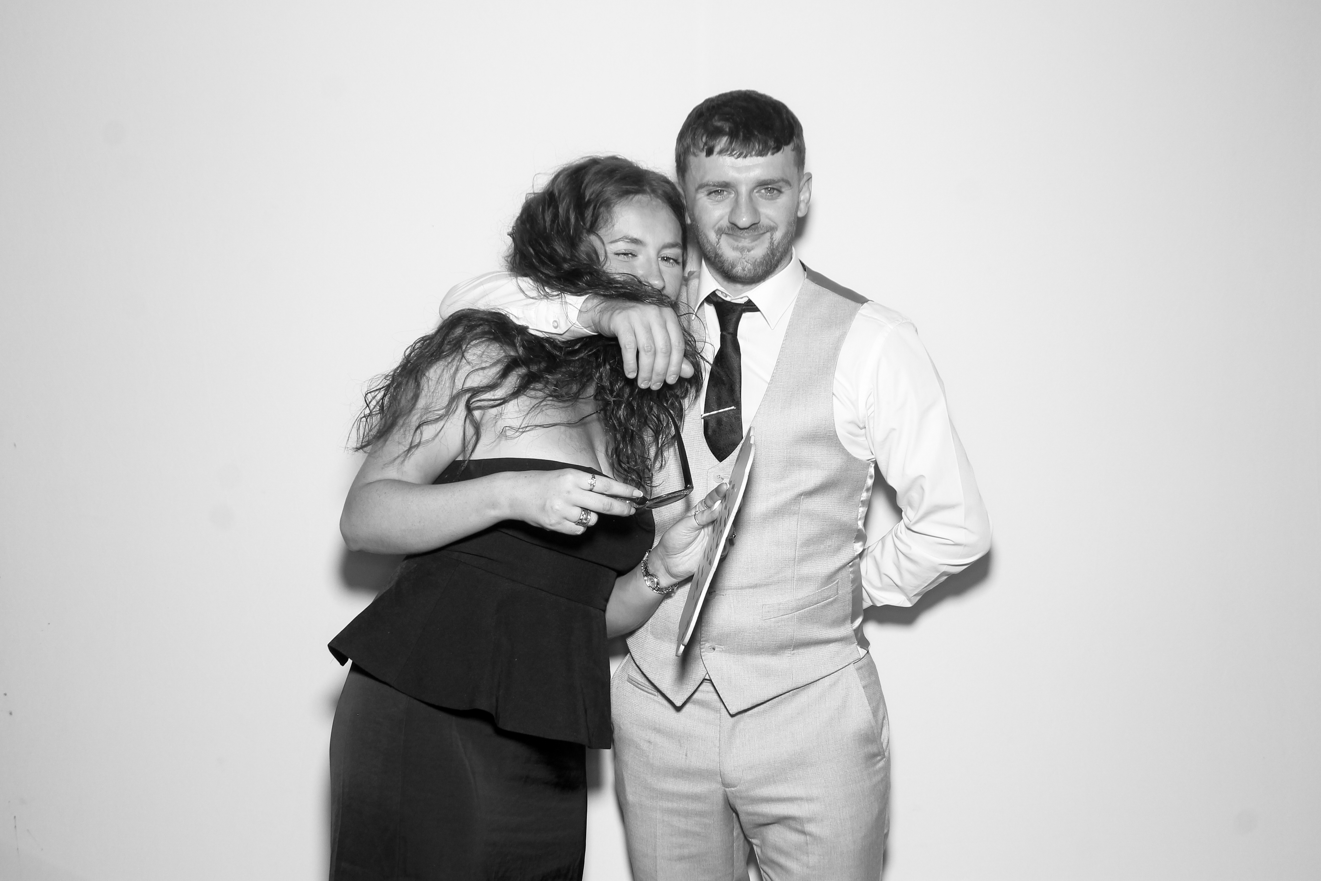 Roisin & Brendan | View more photos from the event at gallery.snapmagic.ie/u/SnapMagic/Roisin-Brendan