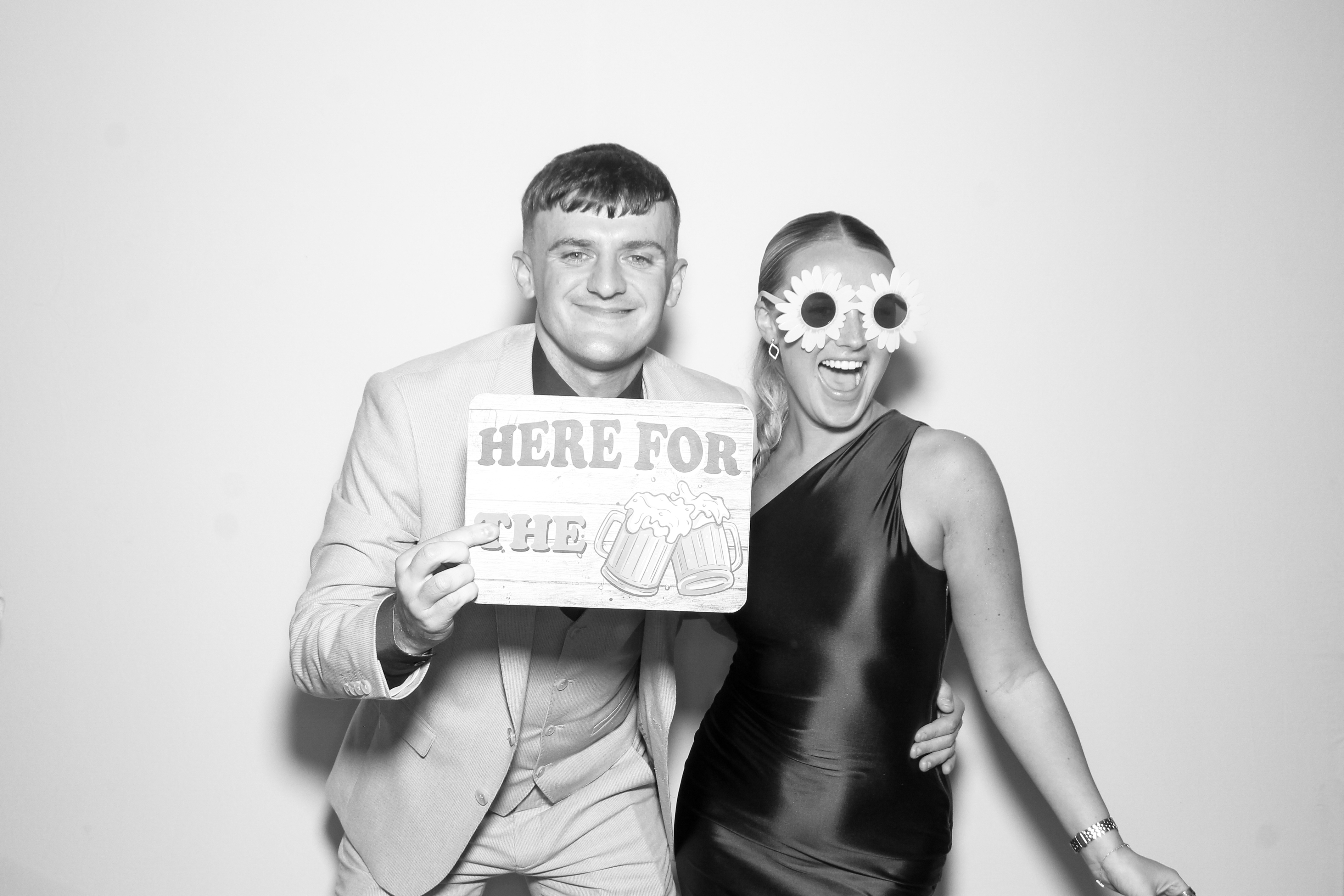 Roisin & Brendan | View more photos from the event at gallery.snapmagic.ie/u/SnapMagic/Roisin-Brendan