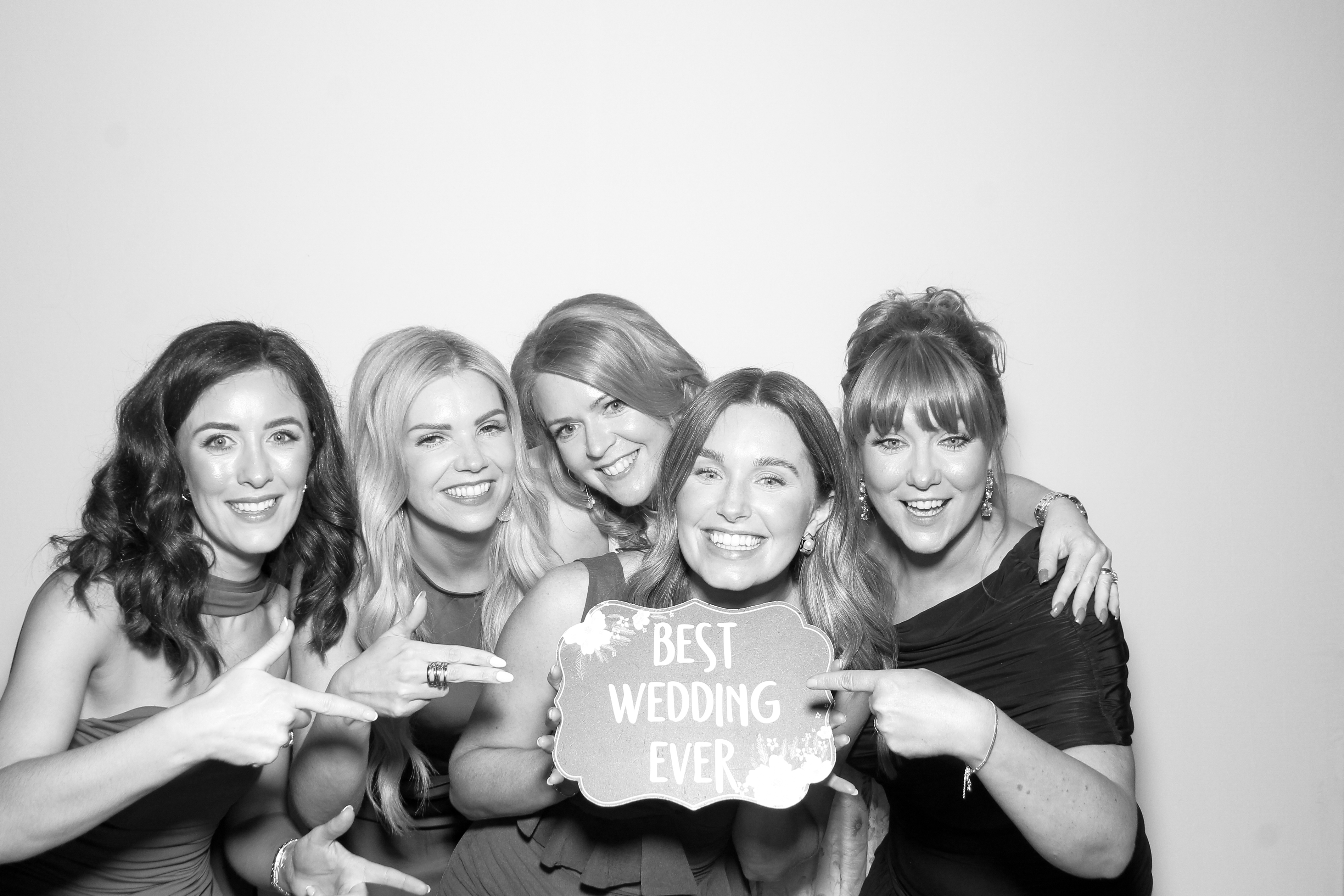 Roisin & Brendan | View more photos from the event at gallery.snapmagic.ie/u/SnapMagic/Roisin-Brendan