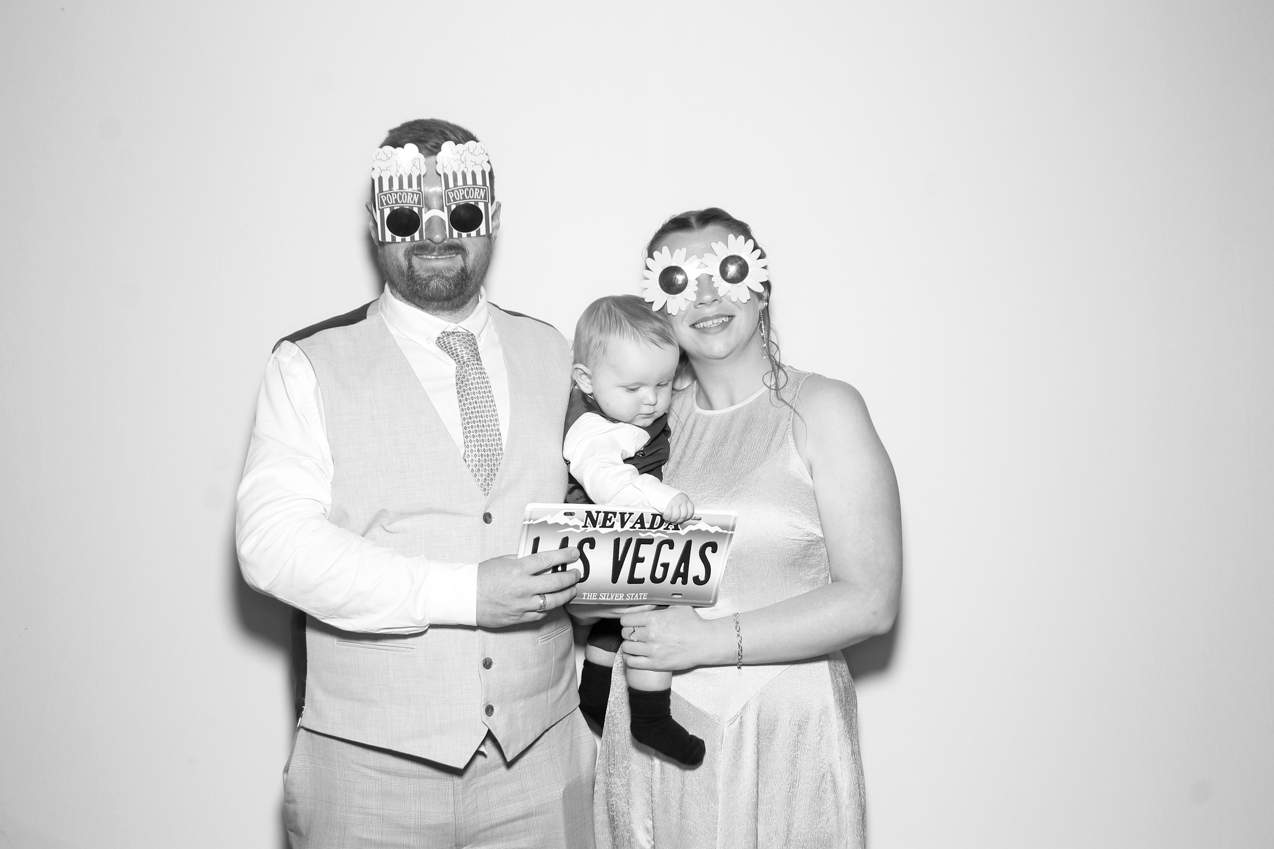 Roisin & Brendan | View more photos from the event at gallery.snapmagic.ie/u/SnapMagic/Roisin-Brendan