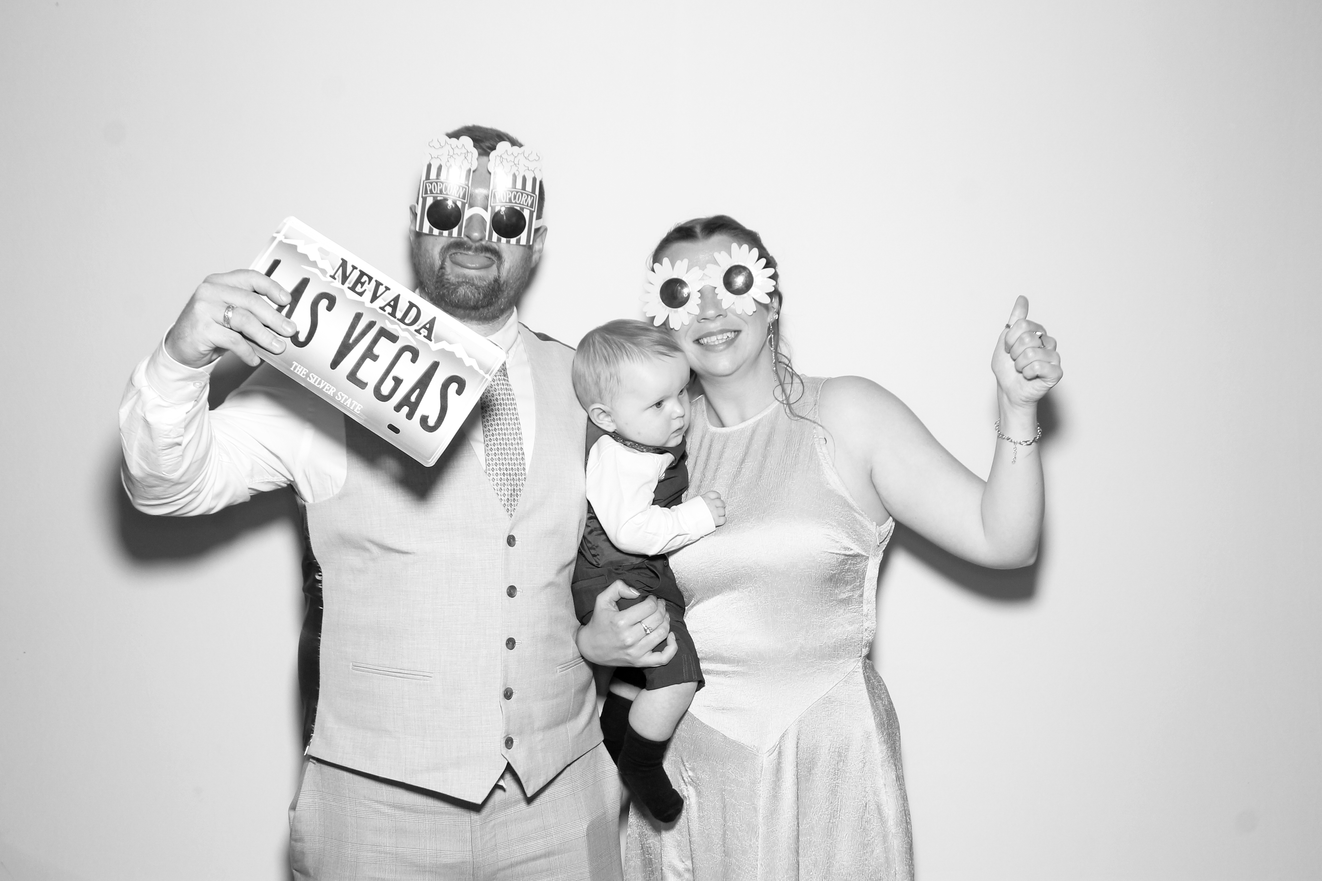 Roisin & Brendan | View more photos from the event at gallery.snapmagic.ie/u/SnapMagic/Roisin-Brendan