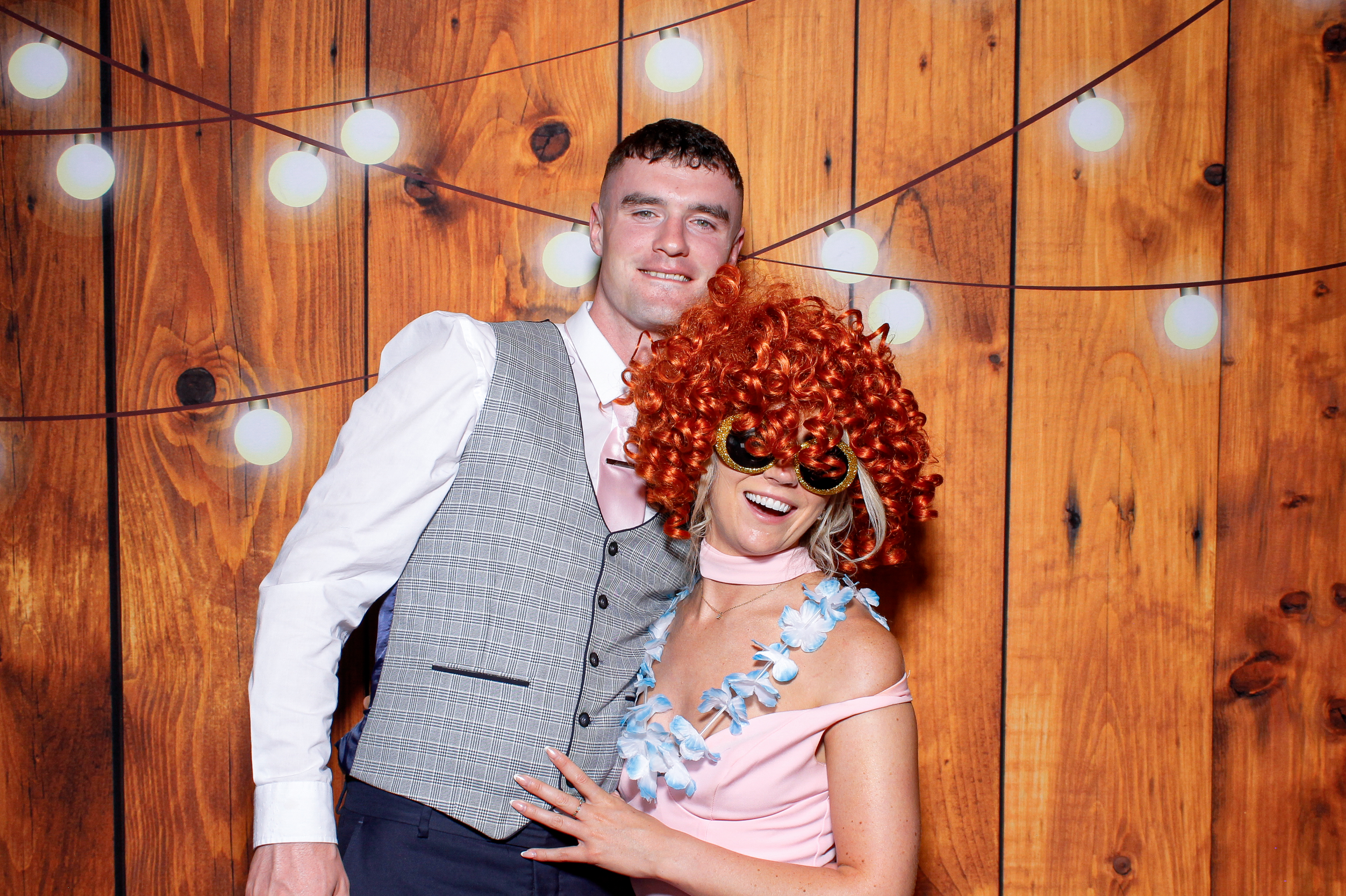 Sarah & Conor | View more photos from the event at gallery.snapmagic.ie/u/SnapMagic/Sarah-Conor
