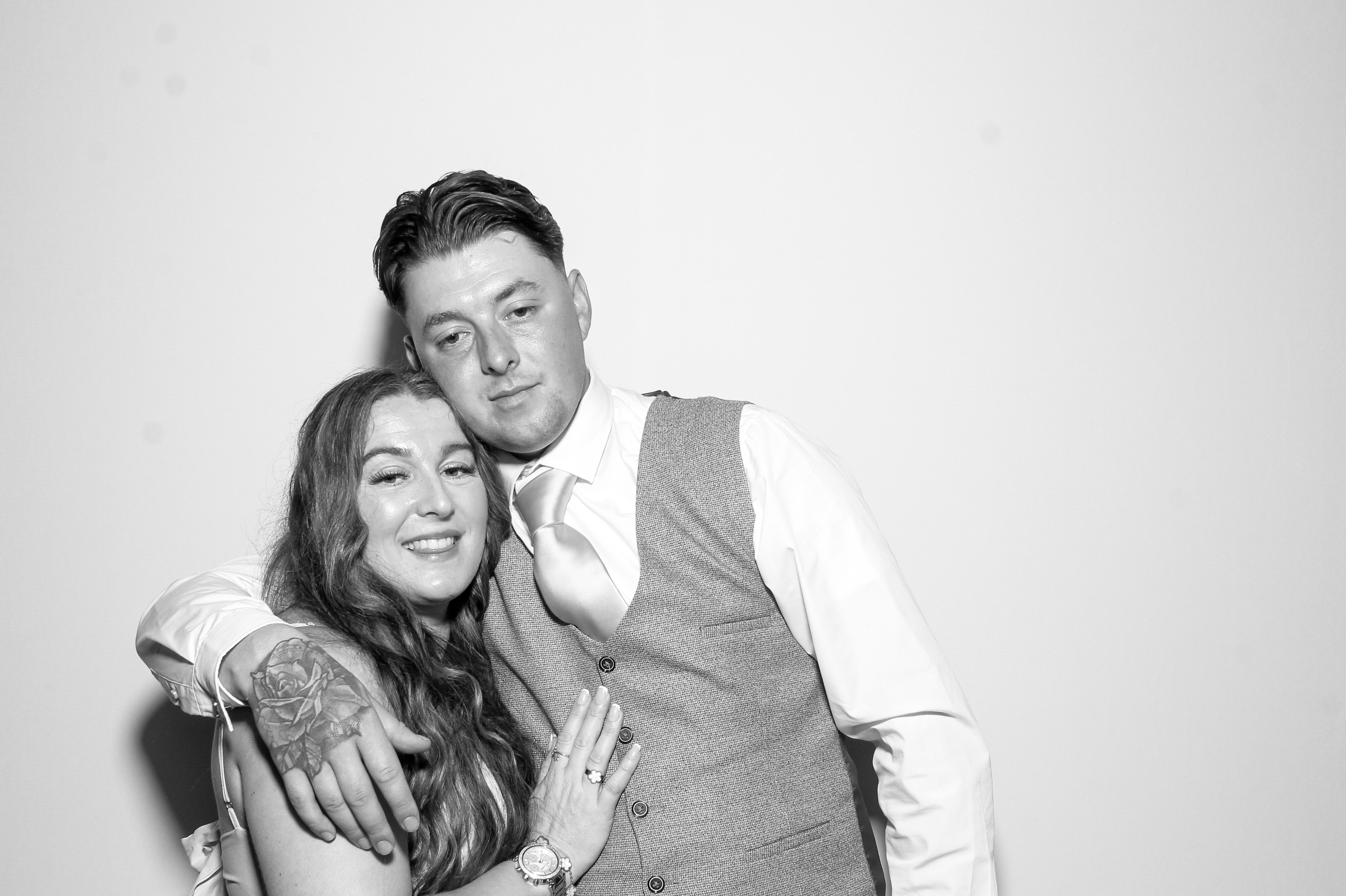 Sarah & Danny | View more photos from the event at gallery.snapmagic.ie/u/SnapMagic/Sarah-Danny