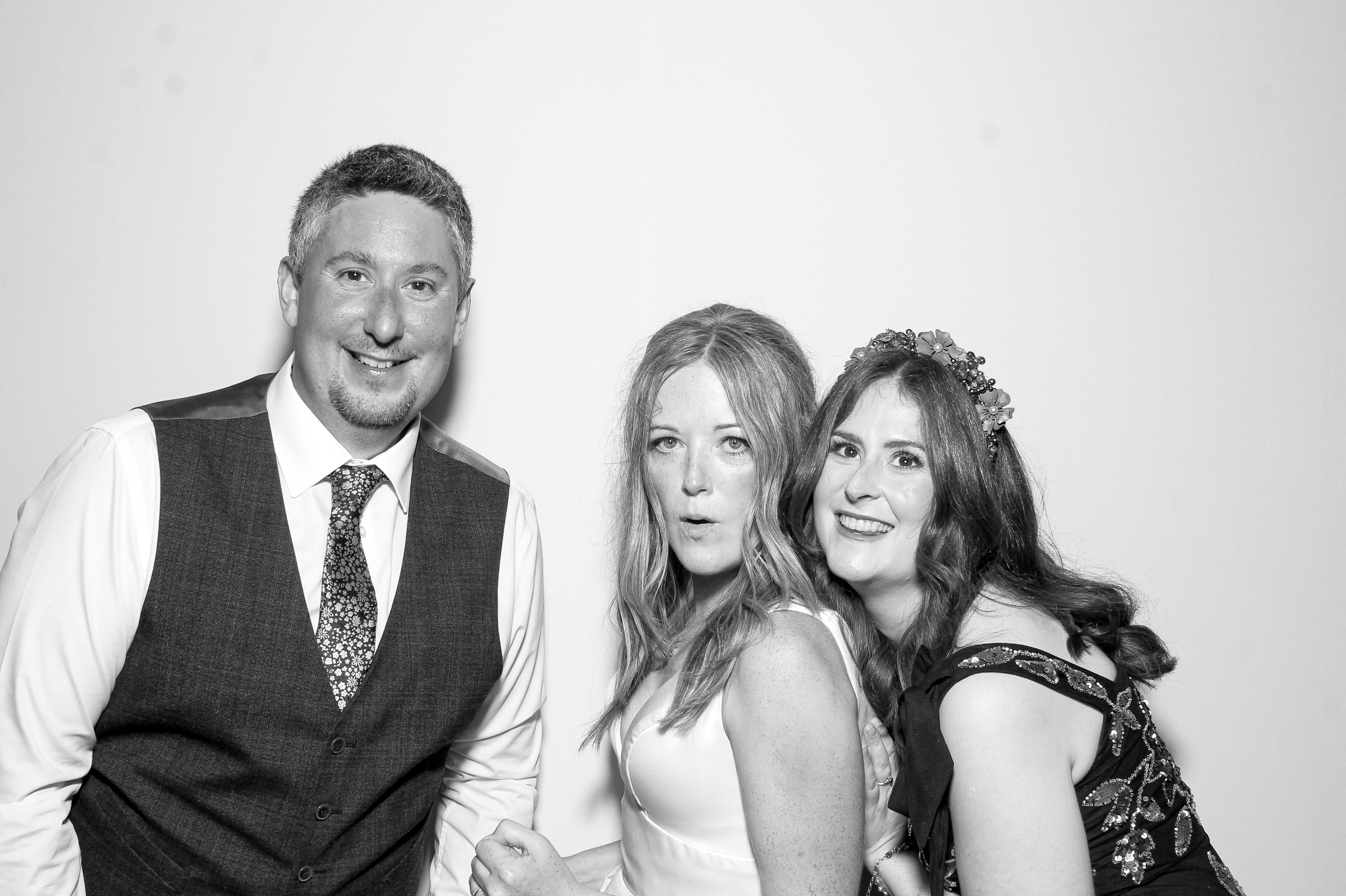 Sarah & Danny | View more photos from the event at gallery.snapmagic.ie/u/SnapMagic/Sarah-Danny