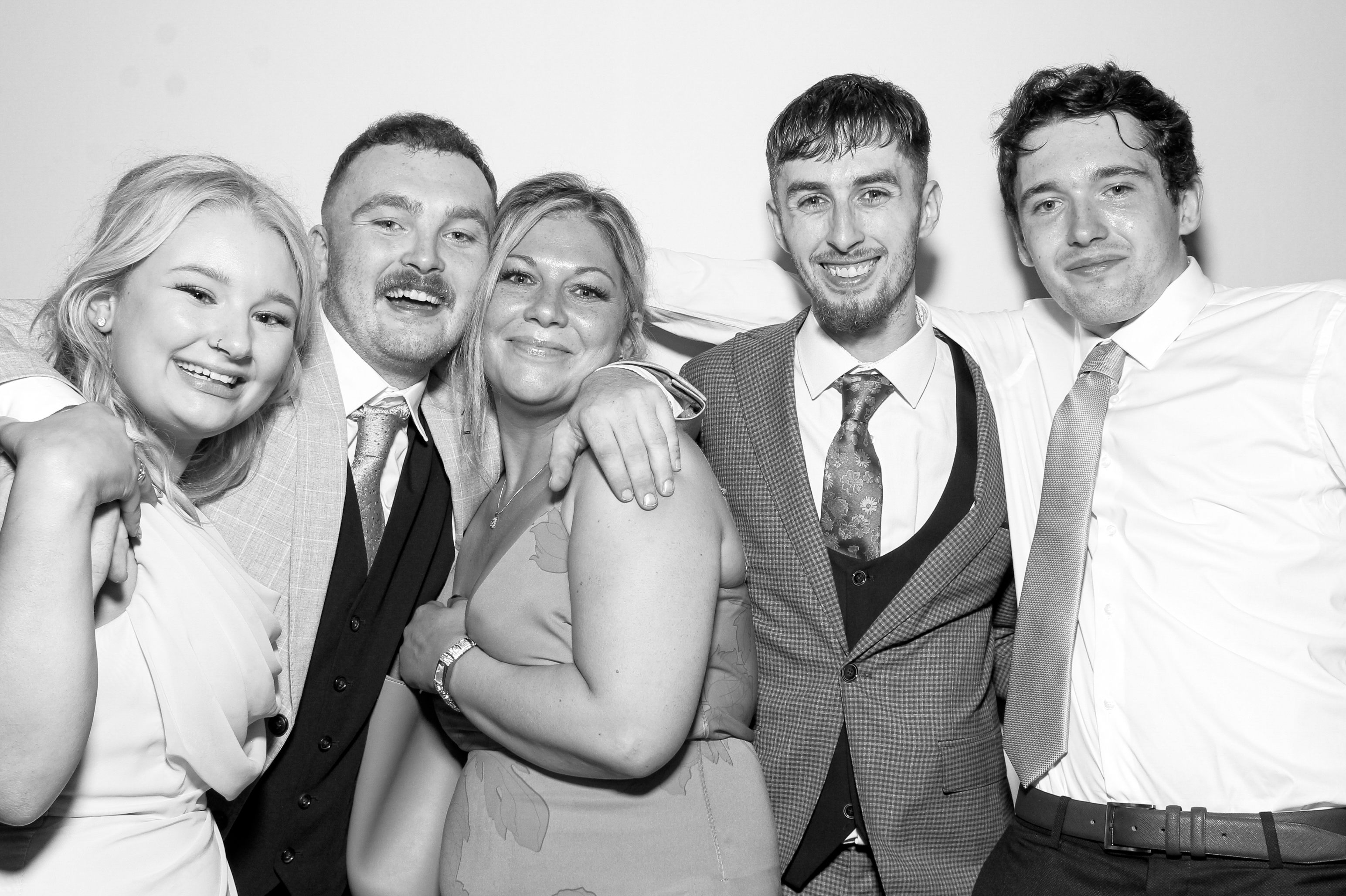 Sarah & Danny | View more photos from the event at gallery.snapmagic.ie/u/SnapMagic/Sarah-Danny