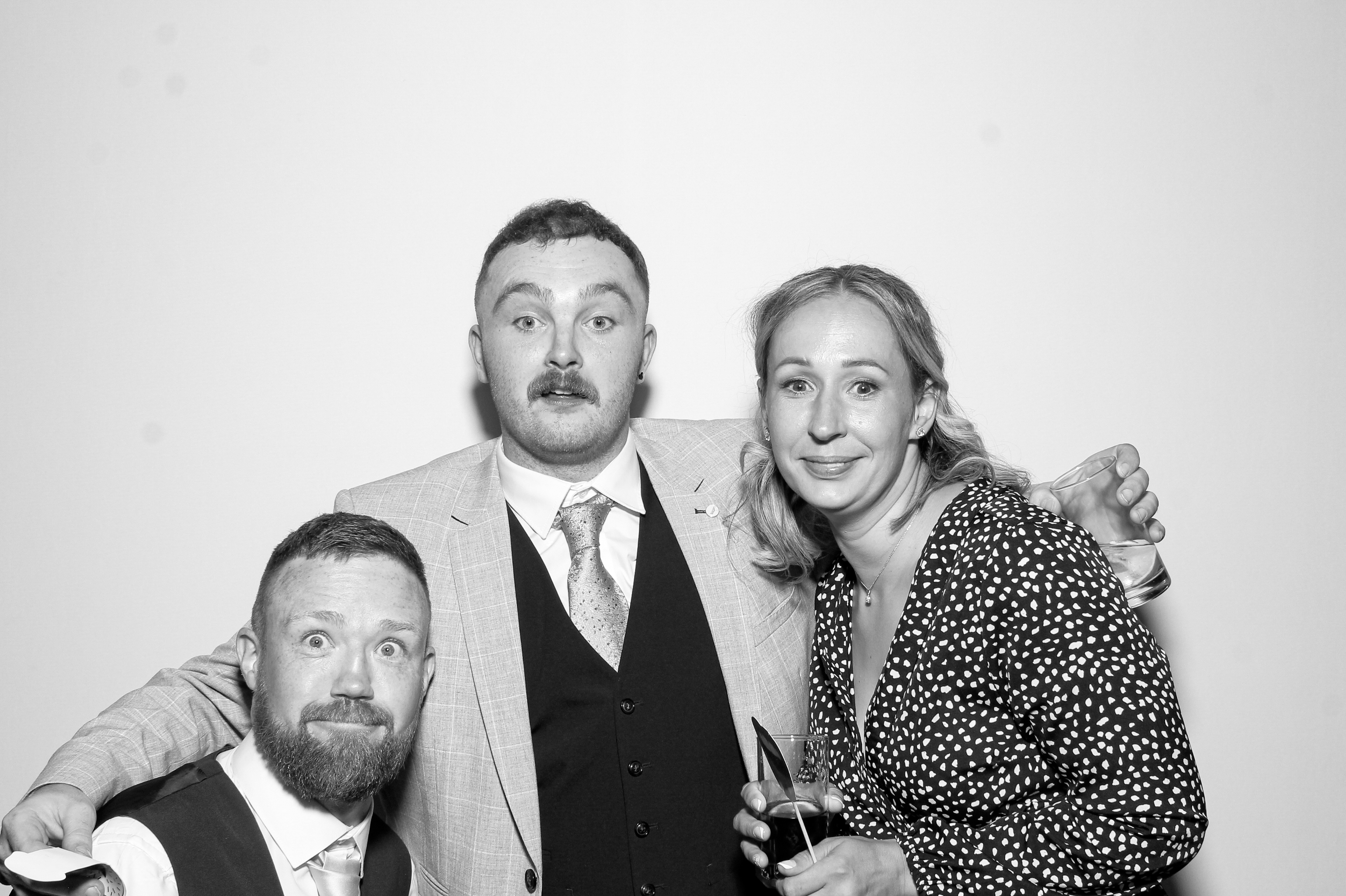 Sarah & Danny | View more photos from the event at gallery.snapmagic.ie/u/SnapMagic/Sarah-Danny