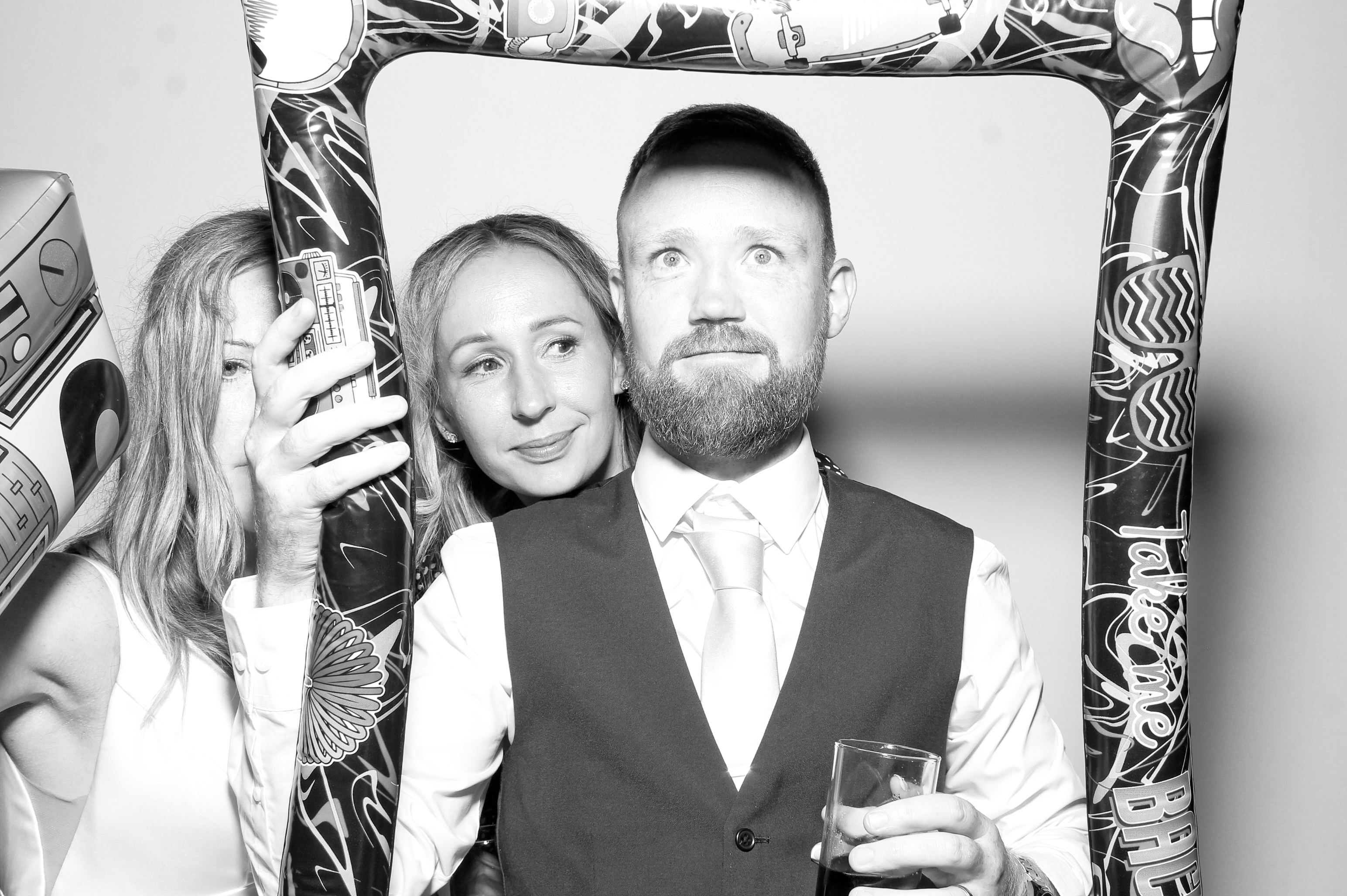 Sarah & Danny | View more photos from the event at gallery.snapmagic.ie/u/SnapMagic/Sarah-Danny