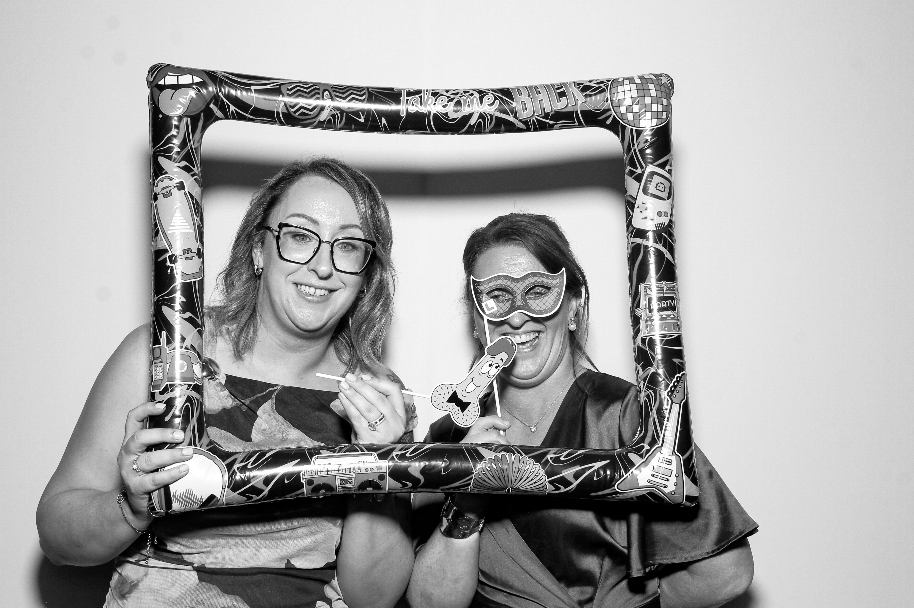 Sarah & Danny | View more photos from the event at gallery.snapmagic.ie/u/SnapMagic/Sarah-Danny