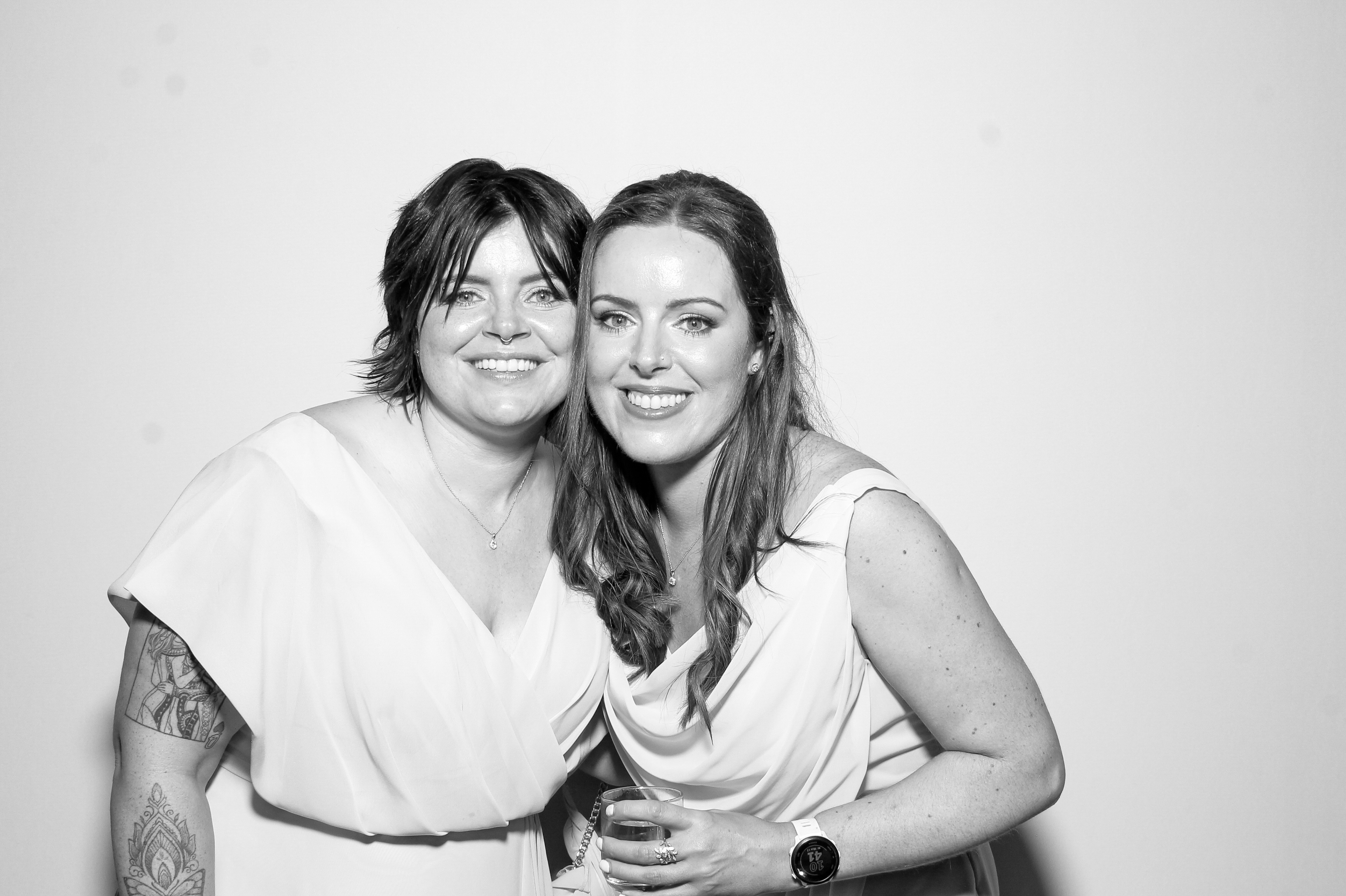 Sarah & Danny | View more photos from the event at gallery.snapmagic.ie/u/SnapMagic/Sarah-Danny