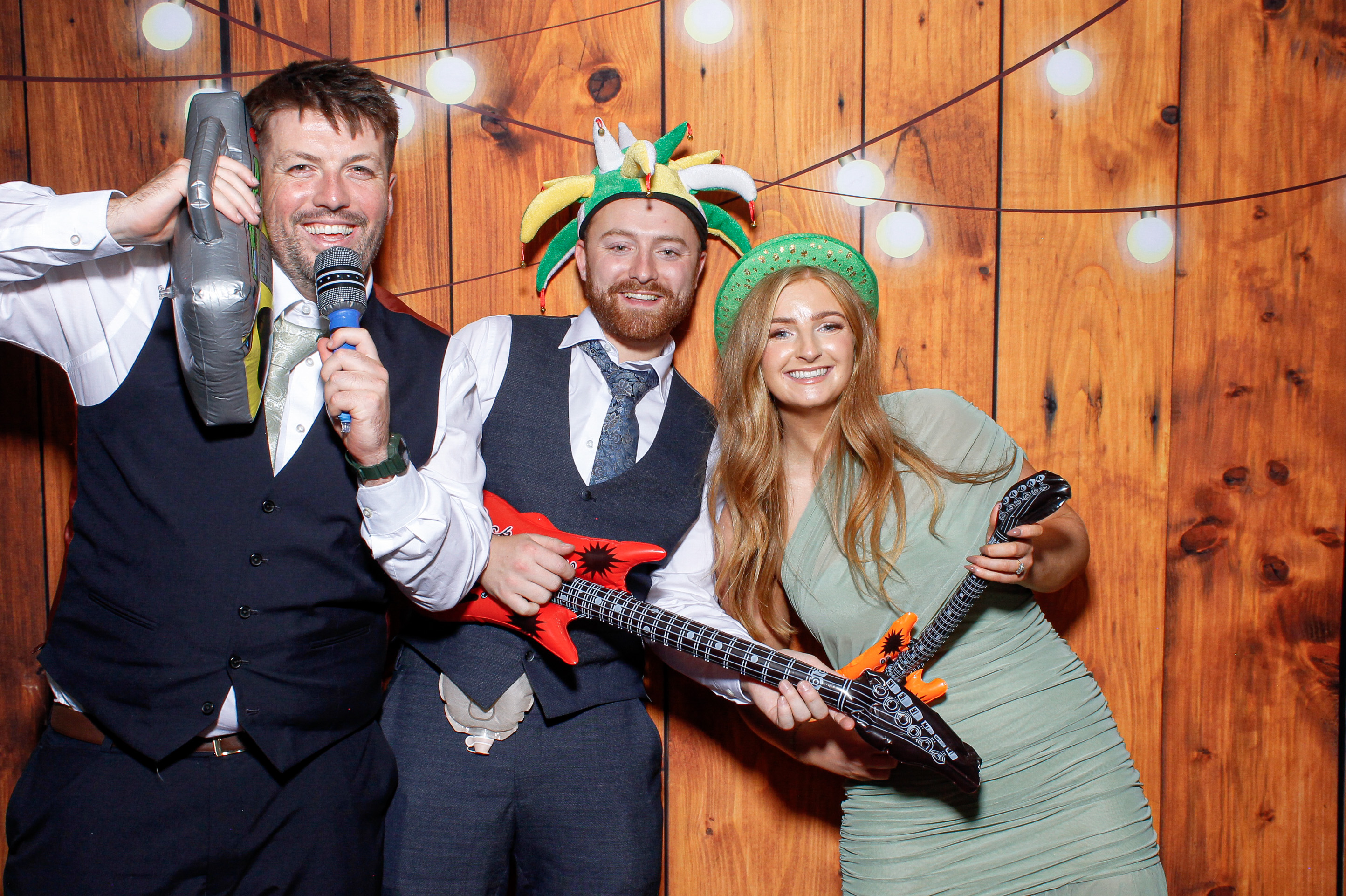 Sharon & Conor | View more photos from the event at gallery.snapmagic.ie/u/SnapMagic/Sharon-Conor
