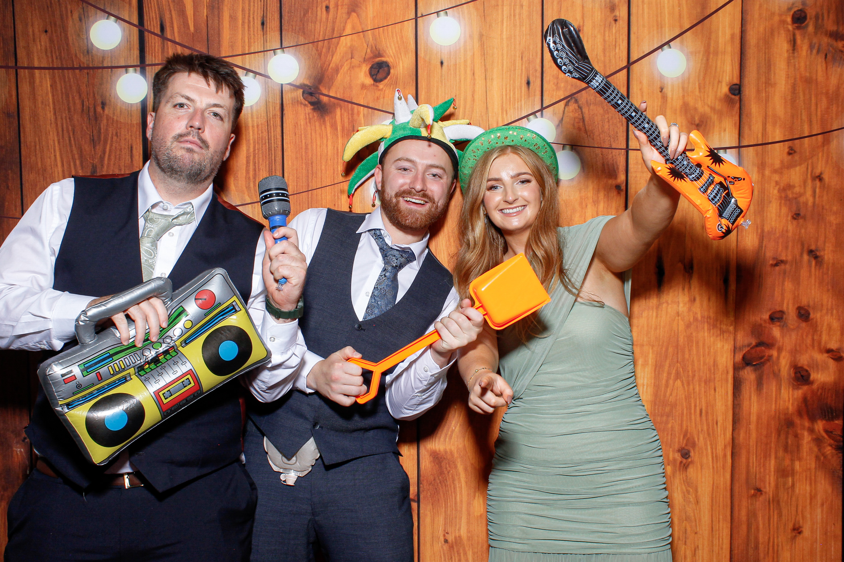 Sharon & Conor | View more photos from the event at gallery.snapmagic.ie/u/SnapMagic/Sharon-Conor