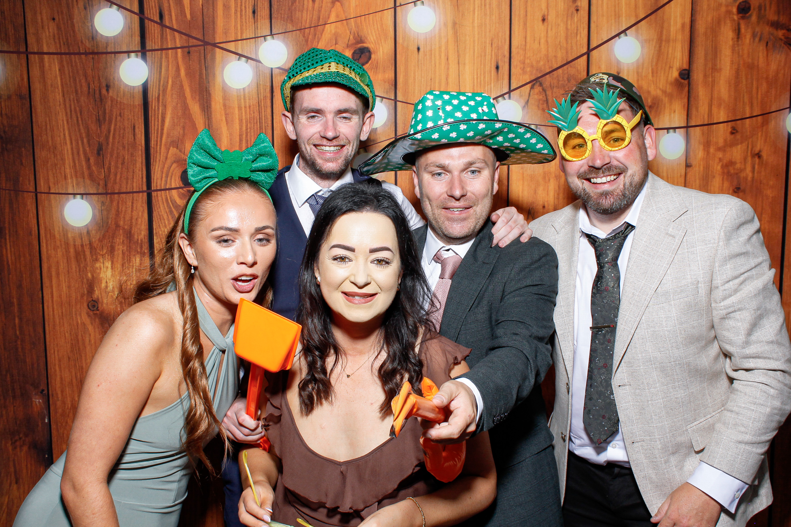 Sharon & Conor | View more photos from the event at gallery.snapmagic.ie/u/SnapMagic/Sharon-Conor