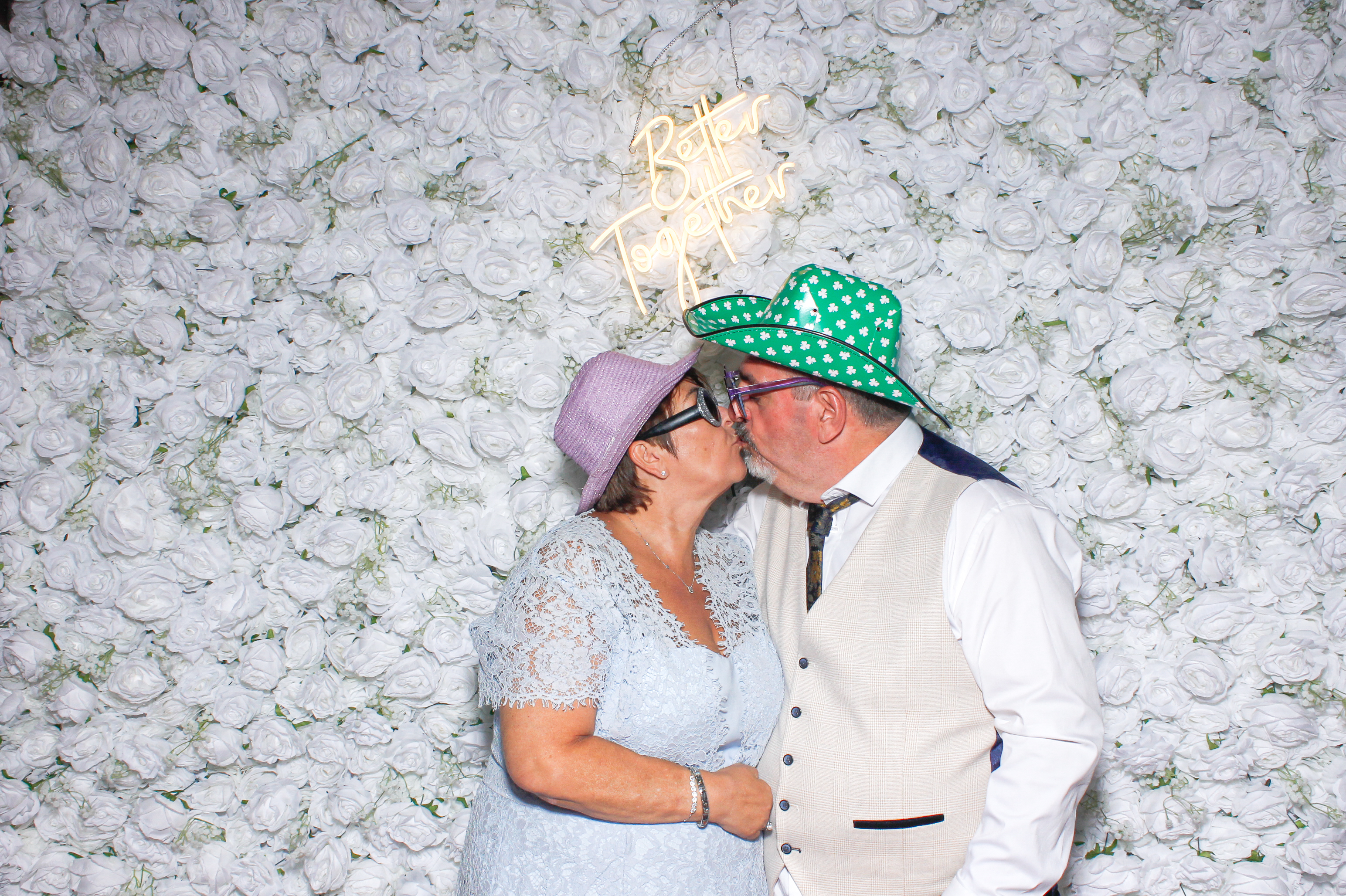 Shauna & Simon | View more photos from the event at gallery.snapmagic.ie/u/SnapMagic/Shauna-Simon