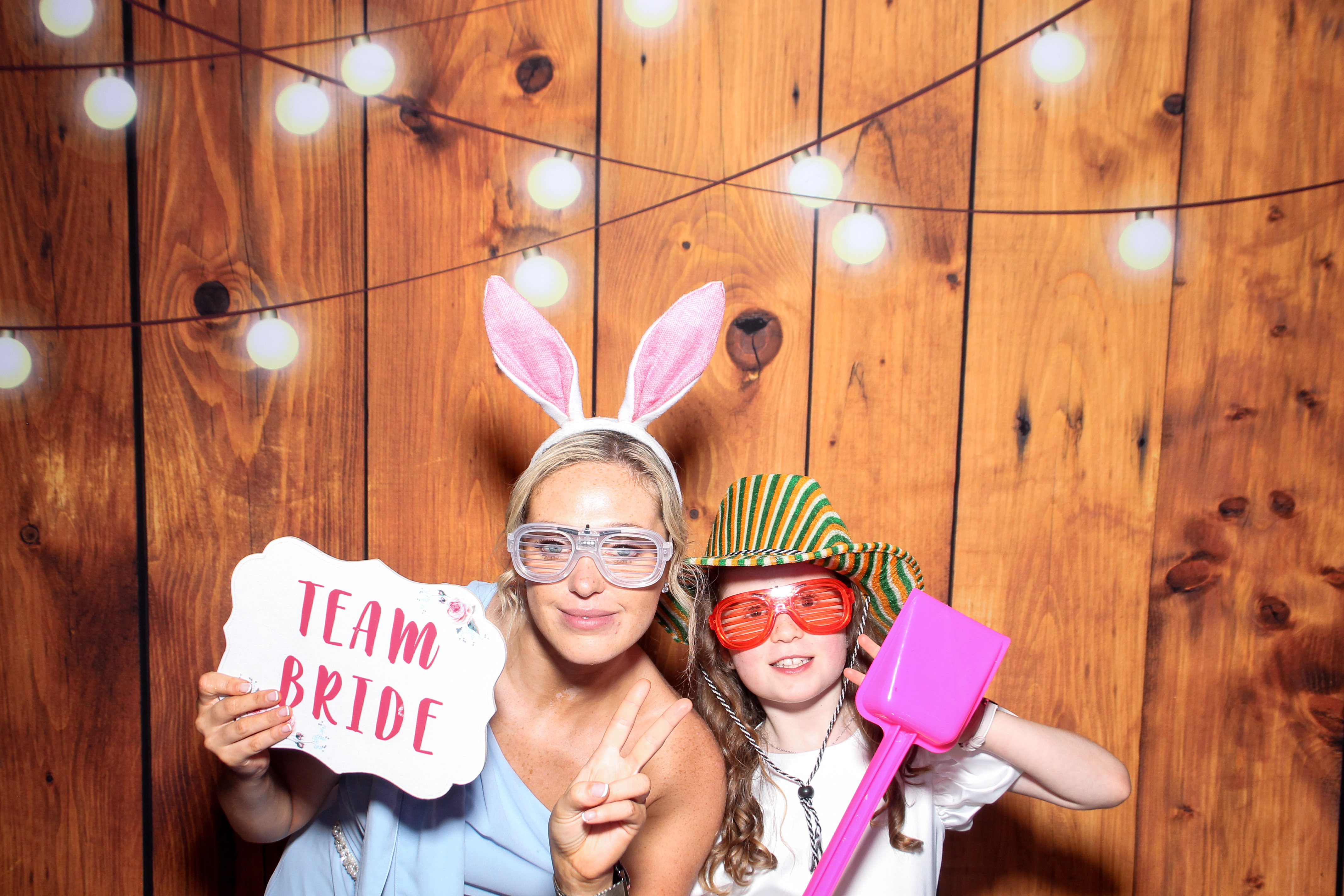 Shauna & Thomas | View more photos from the event at gallery.snapmagic.ie/u/SnapMagic/Shauna-Thomas