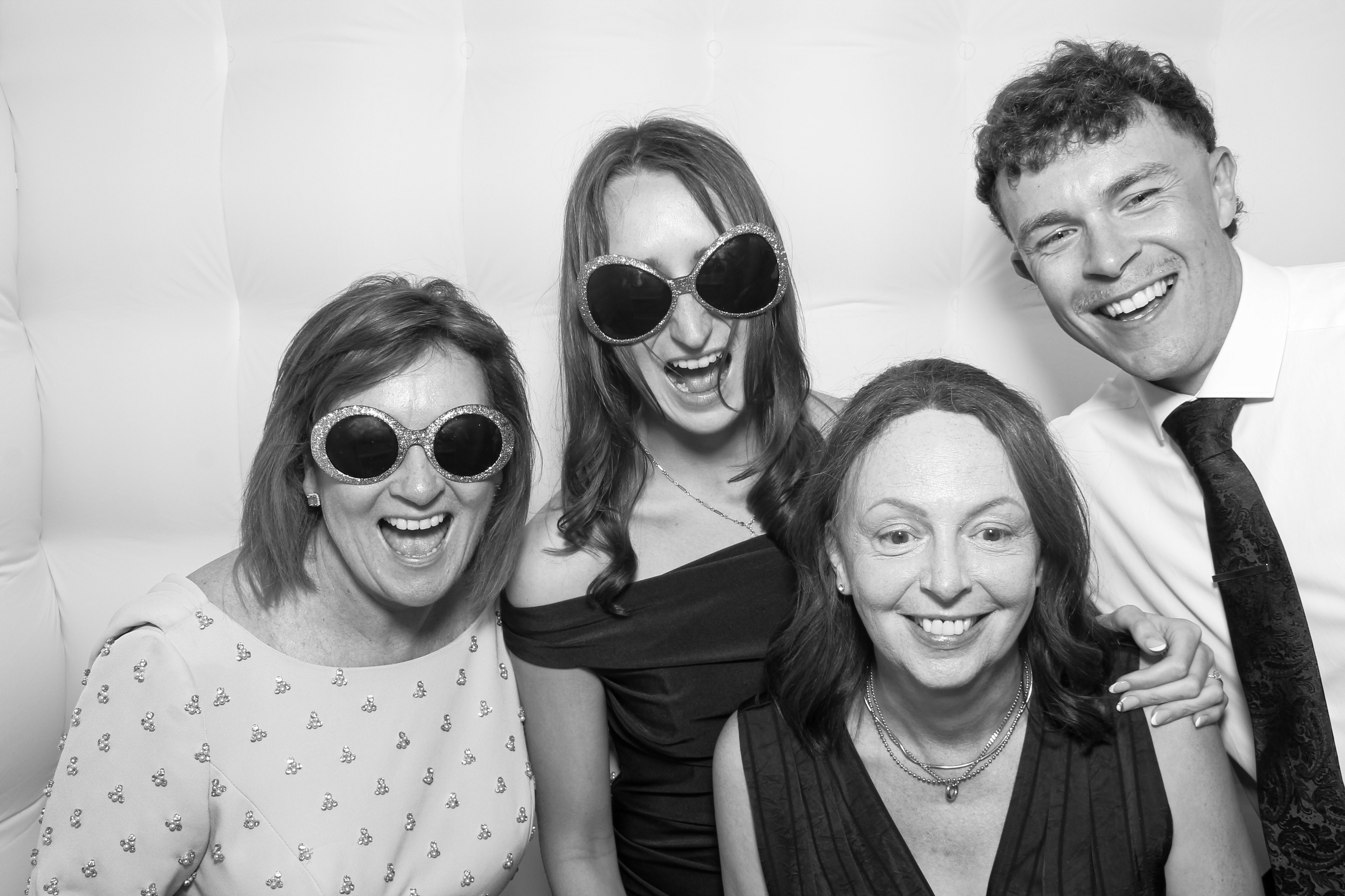 The Gallaghers | View more photos from the event at gallery.snapmagic.ie/u/SnapMagic/The-Gallaghers