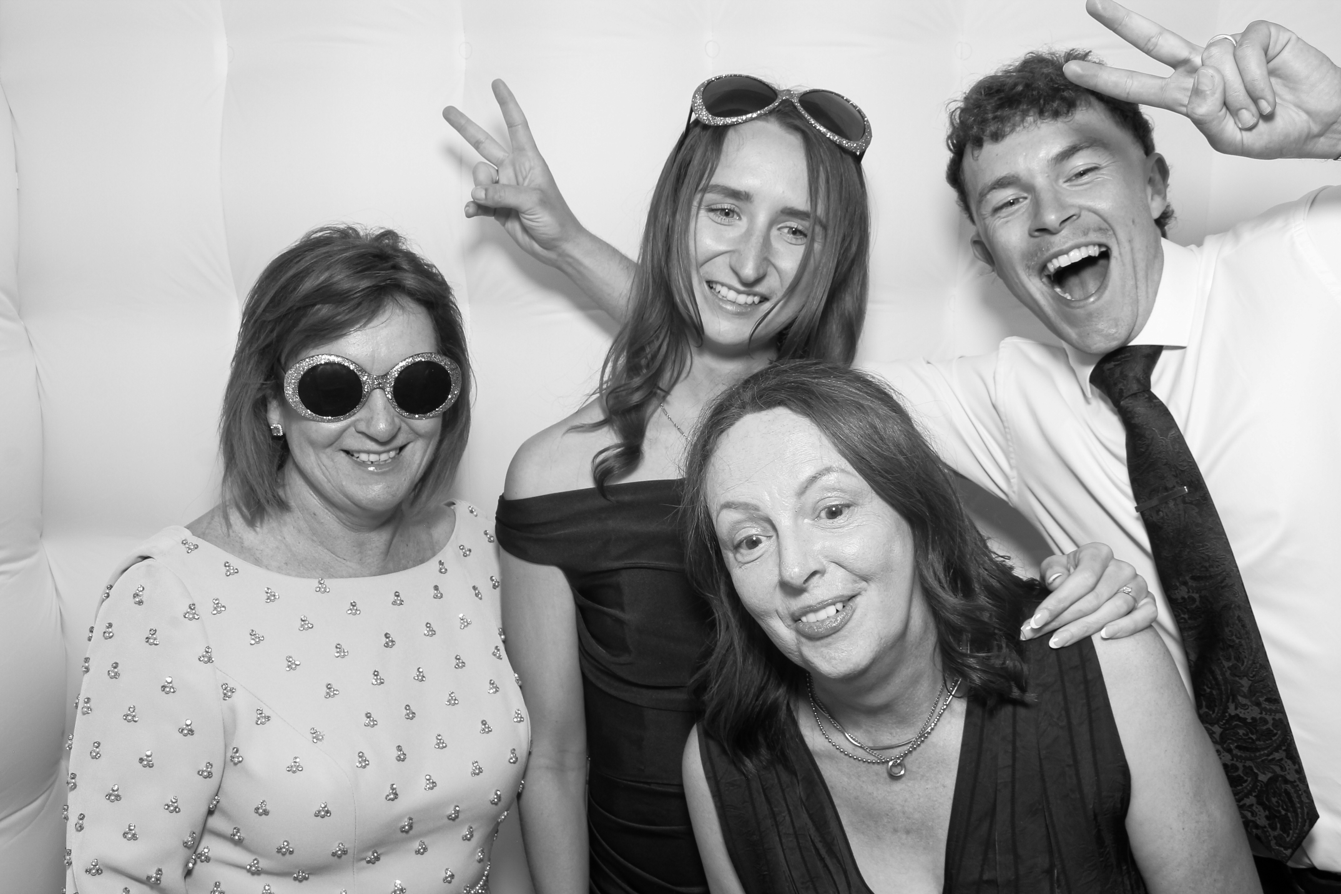The Gallaghers | View more photos from the event at gallery.snapmagic.ie/u/SnapMagic/The-Gallaghers