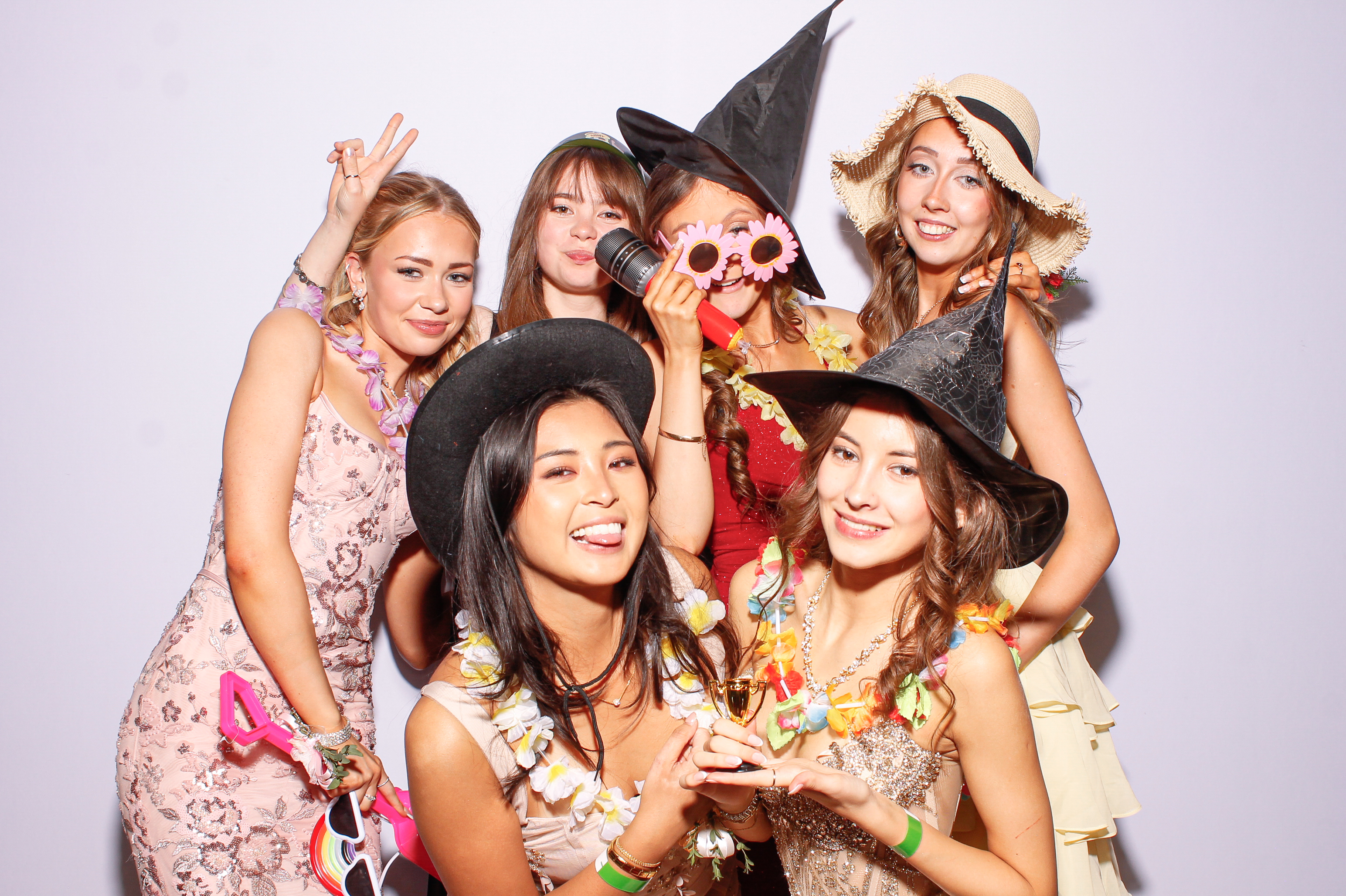 Ursuline College Debs 2026. | View more photos from the event at gallery.snapmagic.ie/u/SnapMagic/Ursuline-College-Debs-2026