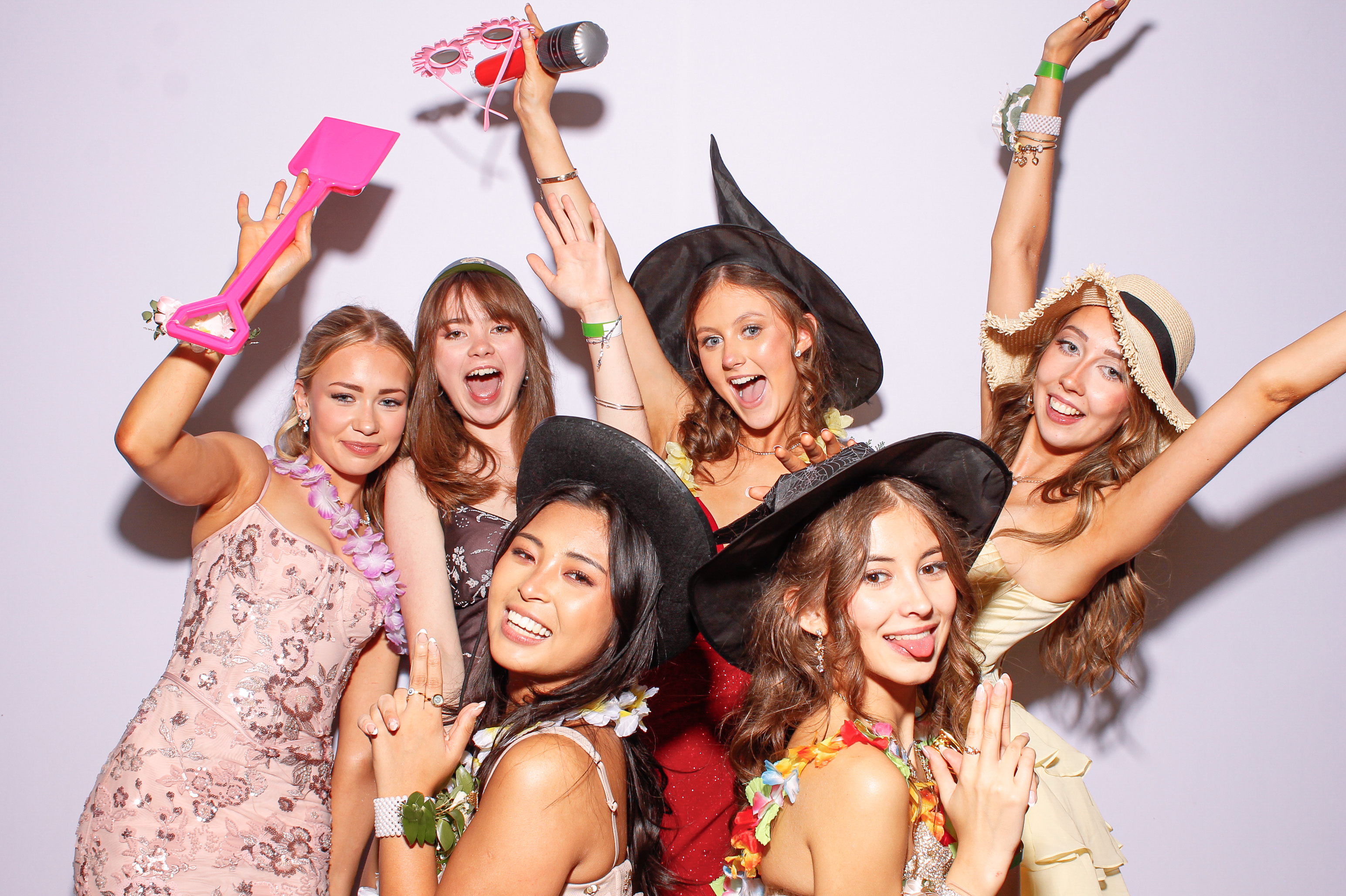Ursuline College Debs 2026. | View more photos from the event at gallery.snapmagic.ie/u/SnapMagic/Ursuline-College-Debs-2026
