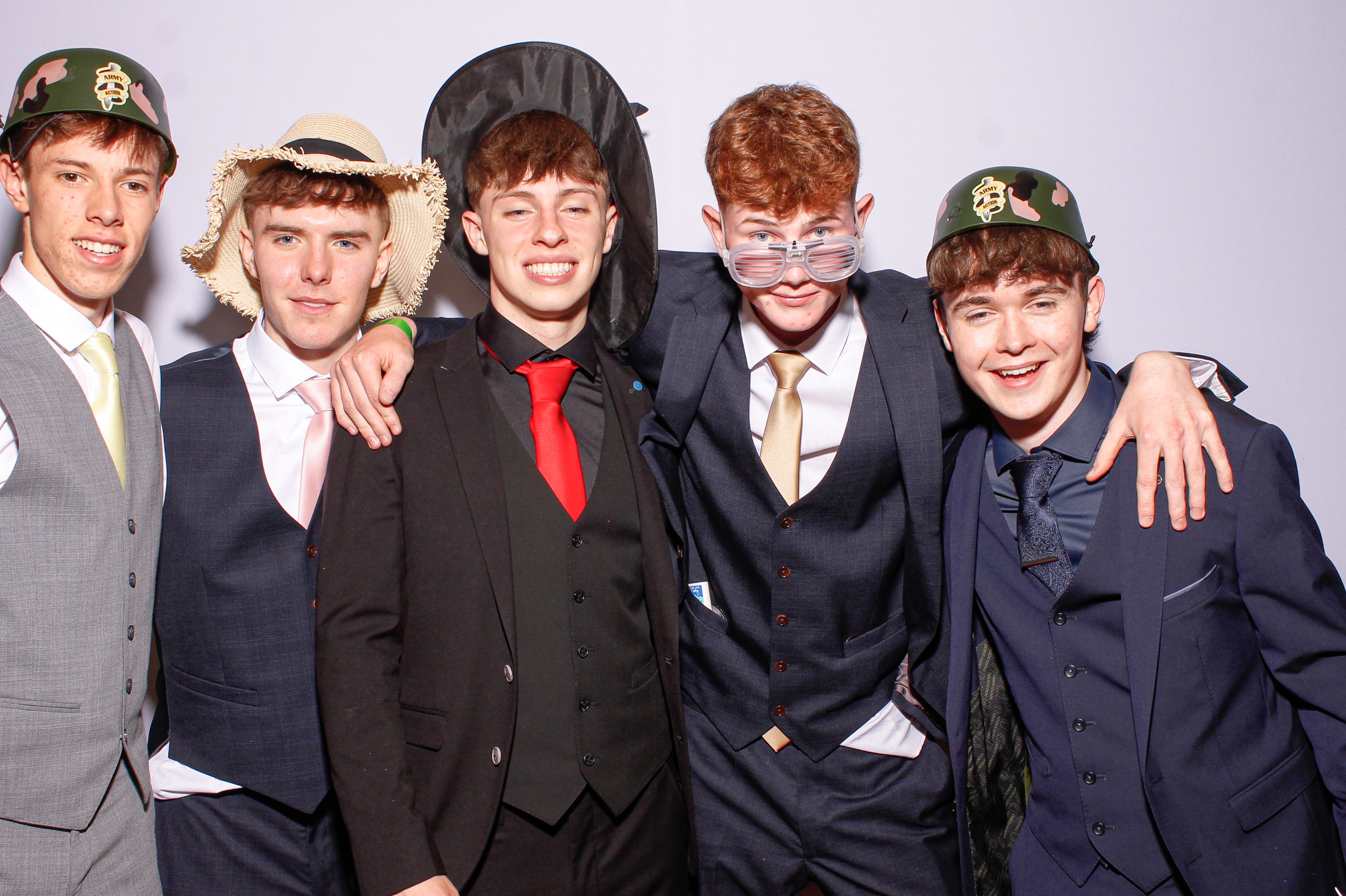 Ursuline College Debs 2026. | View more photos from the event at gallery.snapmagic.ie/u/SnapMagic/Ursuline-College-Debs-2026