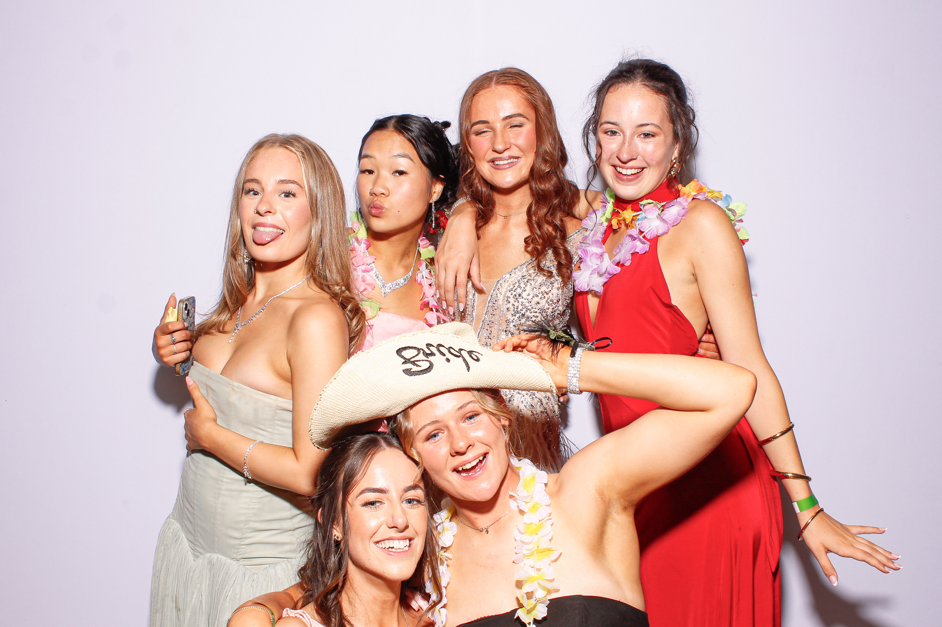 Ursuline College Debs 2026. | View more photos from the event at gallery.snapmagic.ie/u/SnapMagic/Ursuline-College-Debs-2026