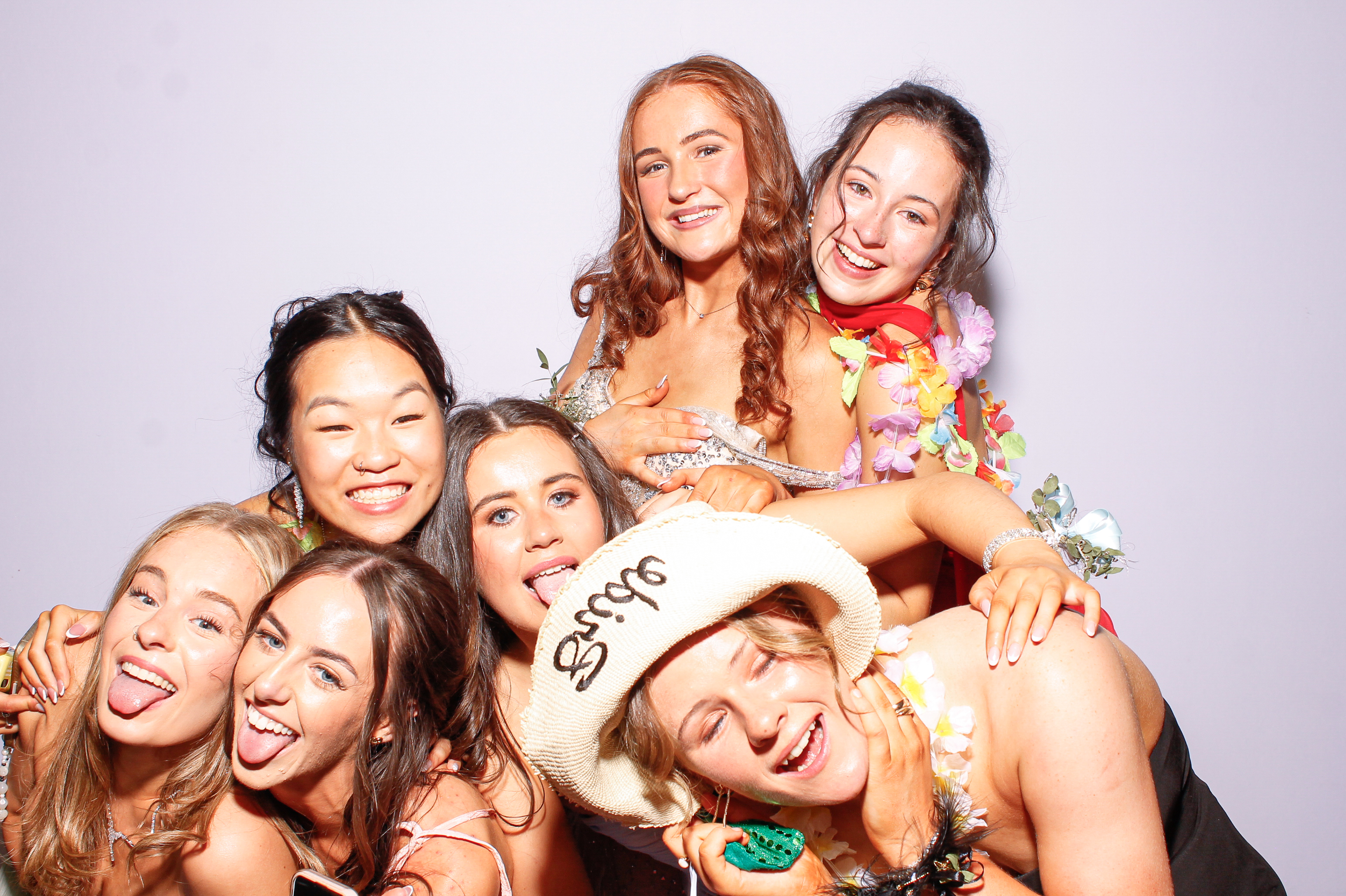 Ursuline College Debs 2026. | View more photos from the event at gallery.snapmagic.ie/u/SnapMagic/Ursuline-College-Debs-2026