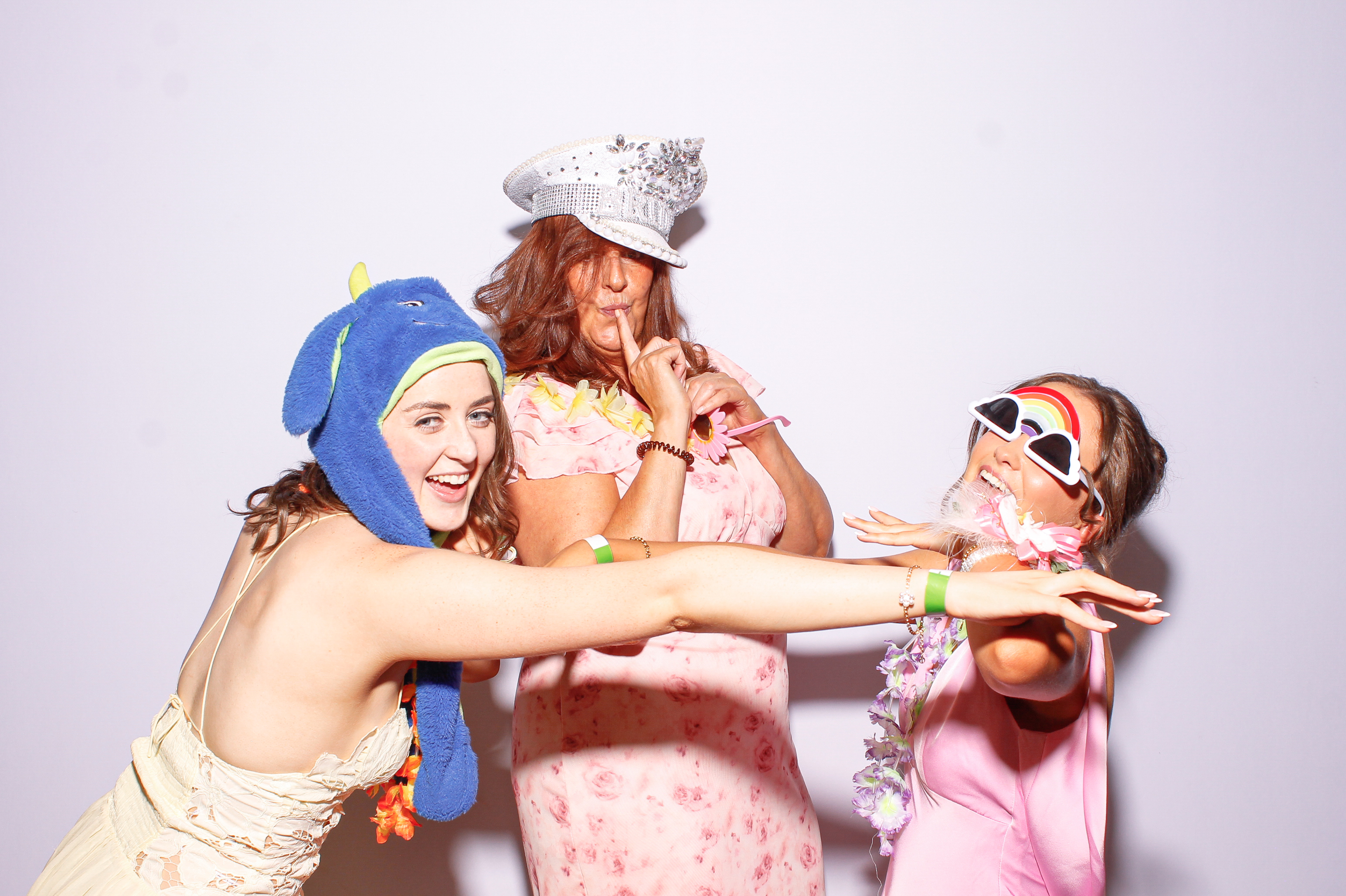 Ursuline College Debs 2026. | View more photos from the event at gallery.snapmagic.ie/u/SnapMagic/Ursuline-College-Debs-2026