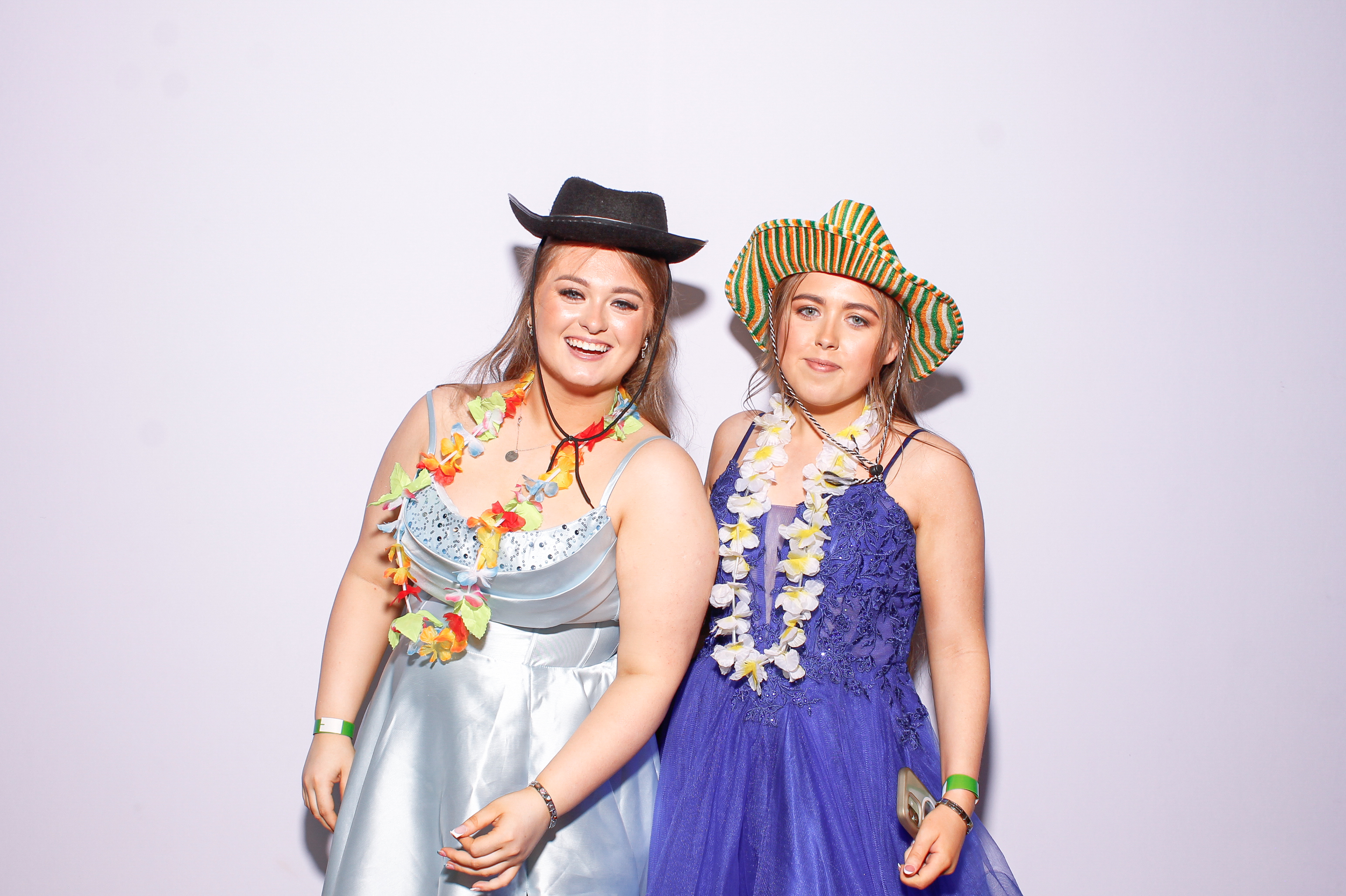 Ursuline College Debs 2026. | View more photos from the event at gallery.snapmagic.ie/u/SnapMagic/Ursuline-College-Debs-2026