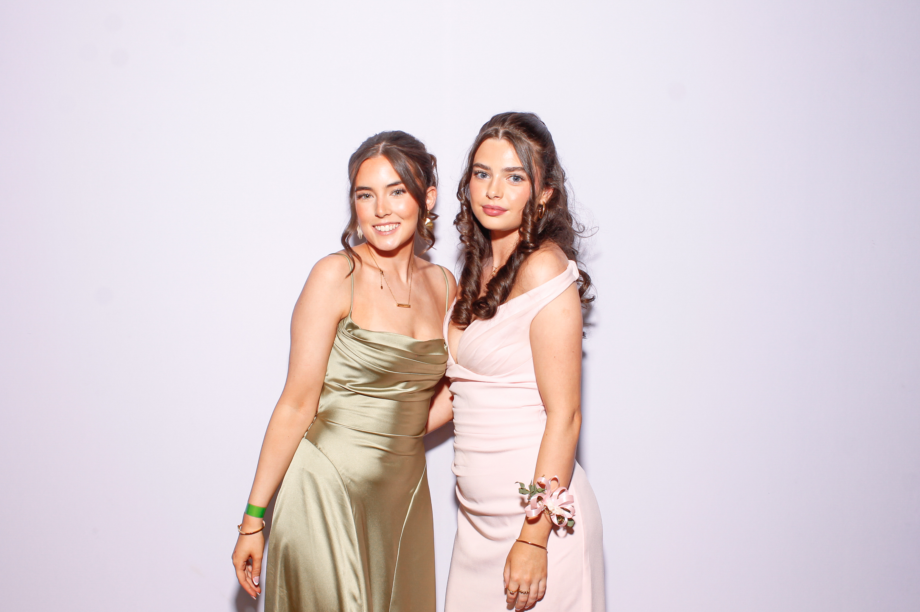 Ursuline College Debs 2026. | View more photos from the event at gallery.snapmagic.ie/u/SnapMagic/Ursuline-College-Debs-2026