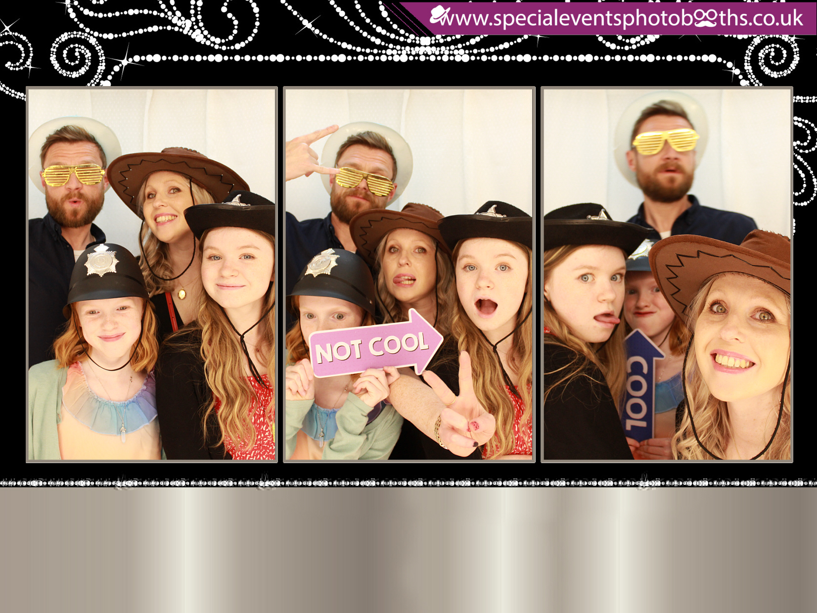 Linda's 70th Birthday | View more photos from the event at my.specialeventsphotobooths.co.uk/u/SpecialEventsPhotoBooths/Lindas-70th-Birthday