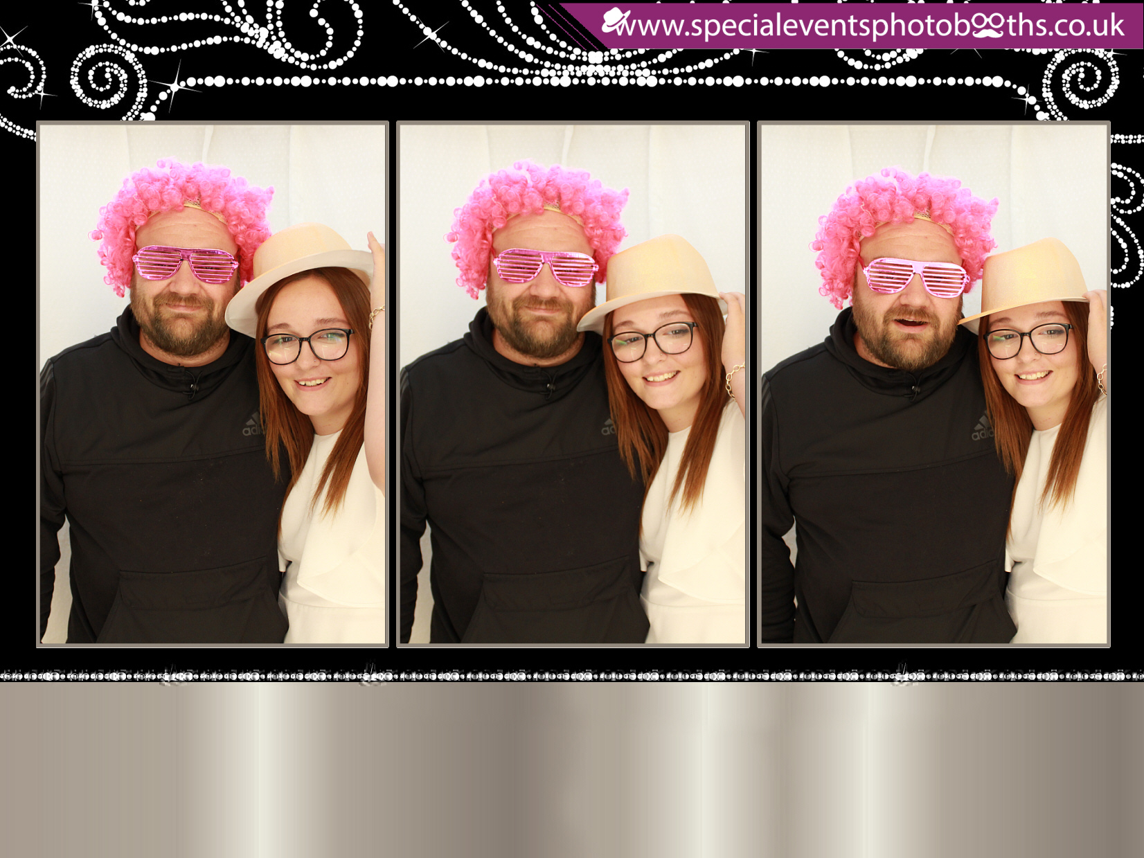 Linda's 70th Birthday | View more photos from the event at my.specialeventsphotobooths.co.uk/u/SpecialEventsPhotoBooths/Lindas-70th-Birthday