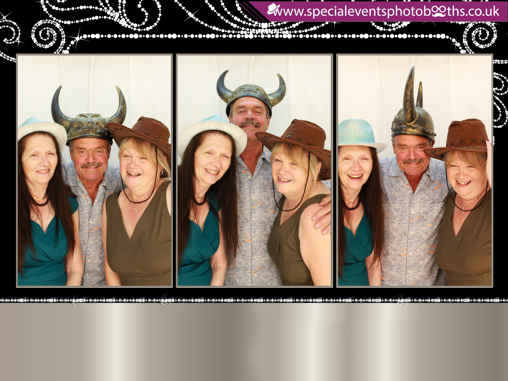 Linda's 70th Birthday | View more photos from the event at my.specialeventsphotobooths.co.uk/u/SpecialEventsPhotoBooths/Lindas-70th-Birthday