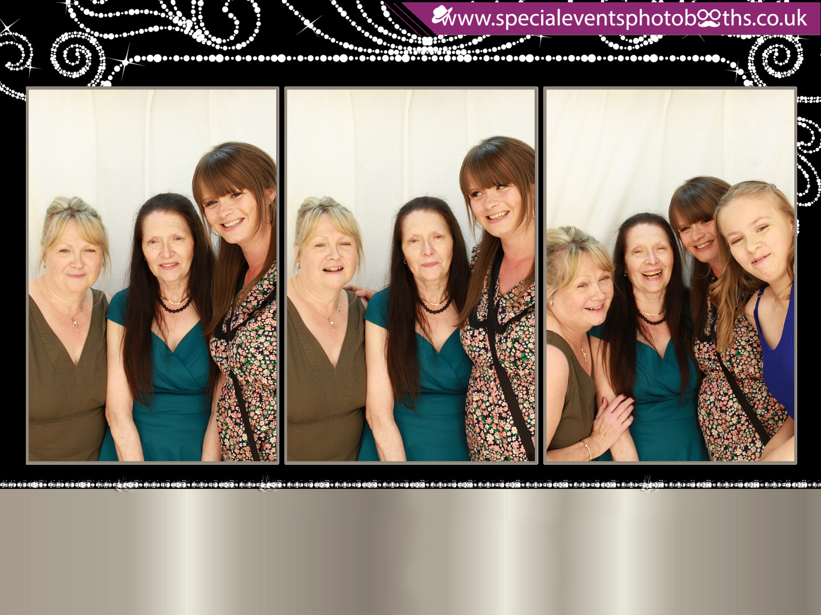 Linda's 70th Birthday | View more photos from the event at my.specialeventsphotobooths.co.uk/u/SpecialEventsPhotoBooths/Lindas-70th-Birthday