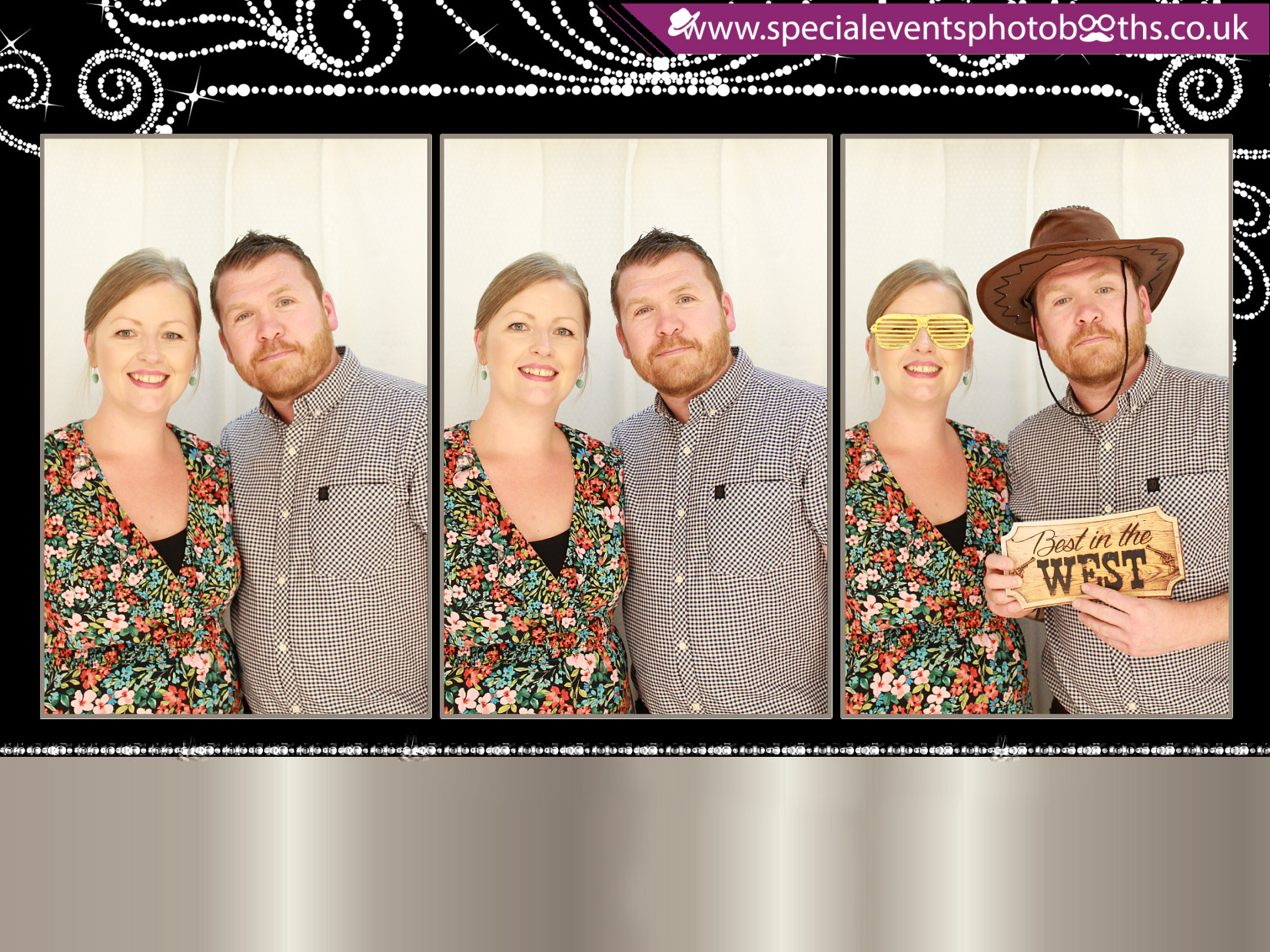 Linda's 70th Birthday | View more photos from the event at my.specialeventsphotobooths.co.uk/u/SpecialEventsPhotoBooths/Lindas-70th-Birthday