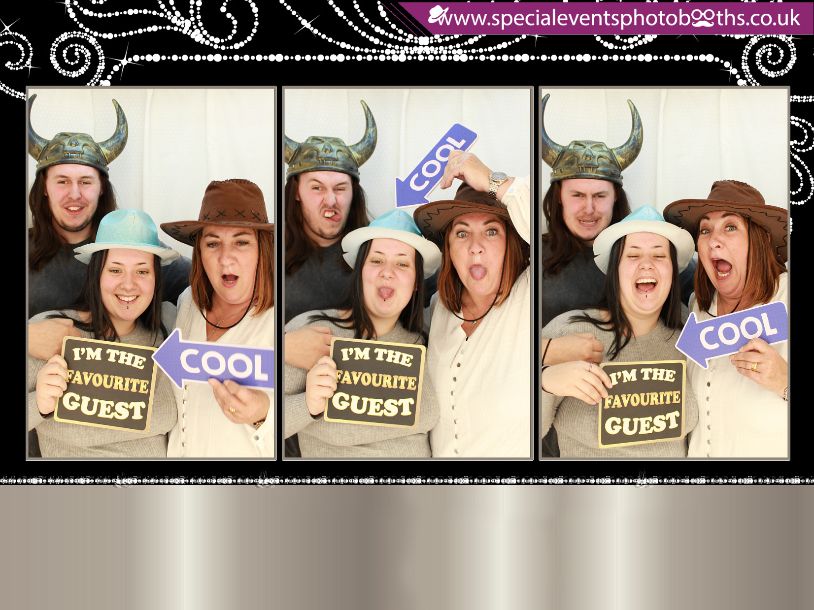 Linda's 70th Birthday | View more photos from the event at my.specialeventsphotobooths.co.uk/u/SpecialEventsPhotoBooths/Lindas-70th-Birthday