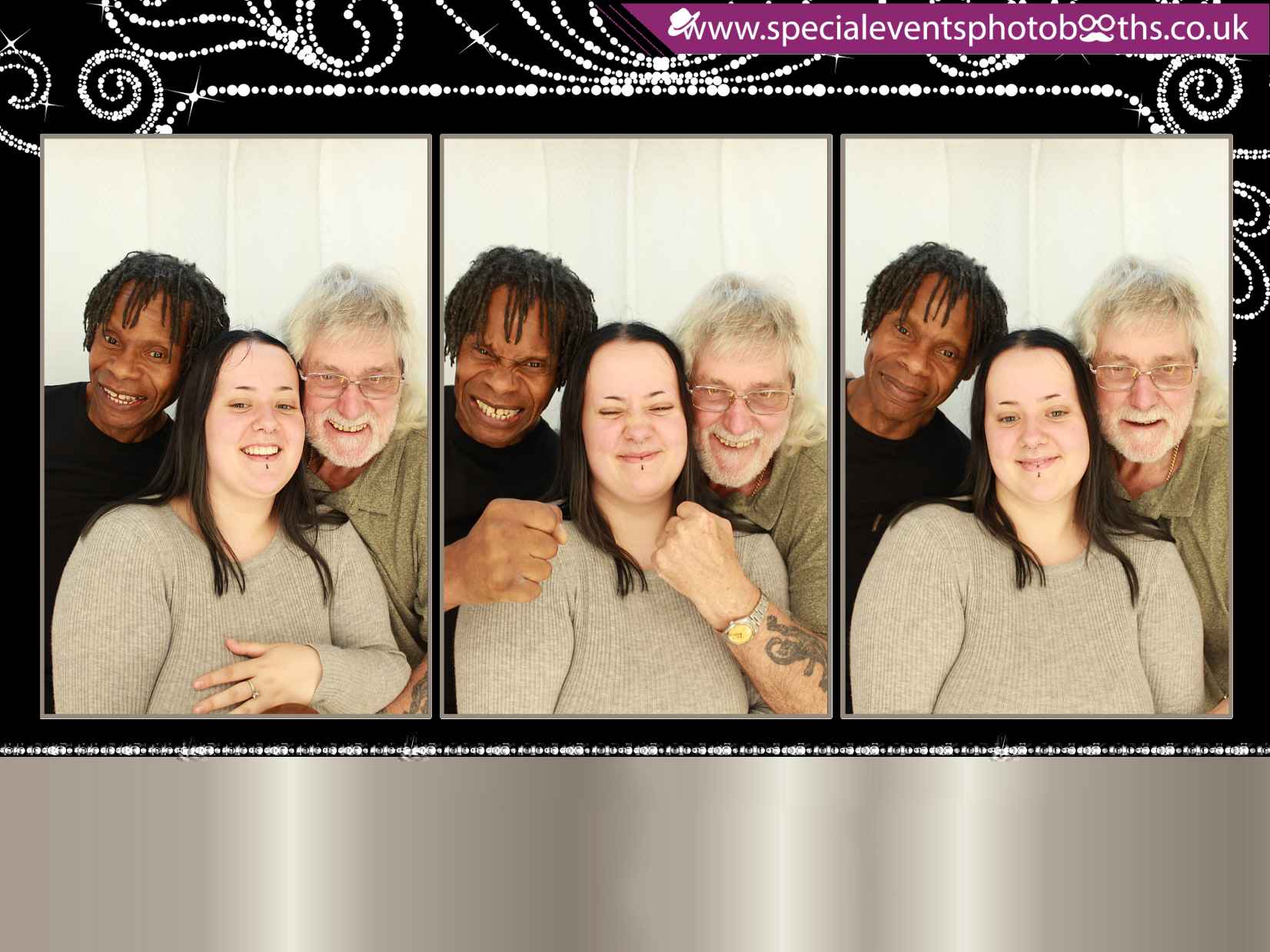 Linda's 70th Birthday | View more photos from the event at my.specialeventsphotobooths.co.uk/u/SpecialEventsPhotoBooths/Lindas-70th-Birthday