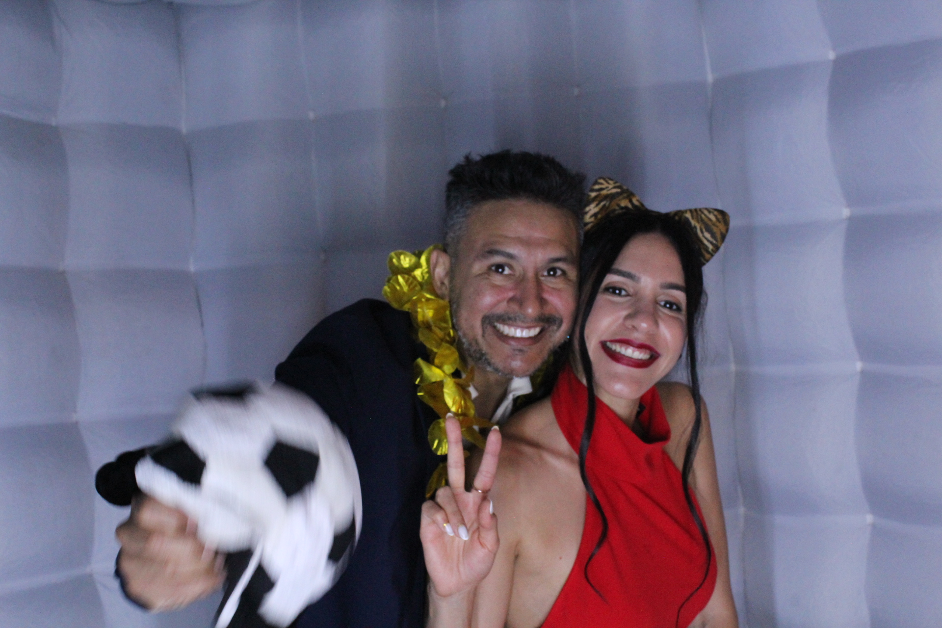 Matri Yanara & Miguel | View more photos from the event at galeria.stellareventos.cl/u/Stellar/Matri-Yanara-Miguel