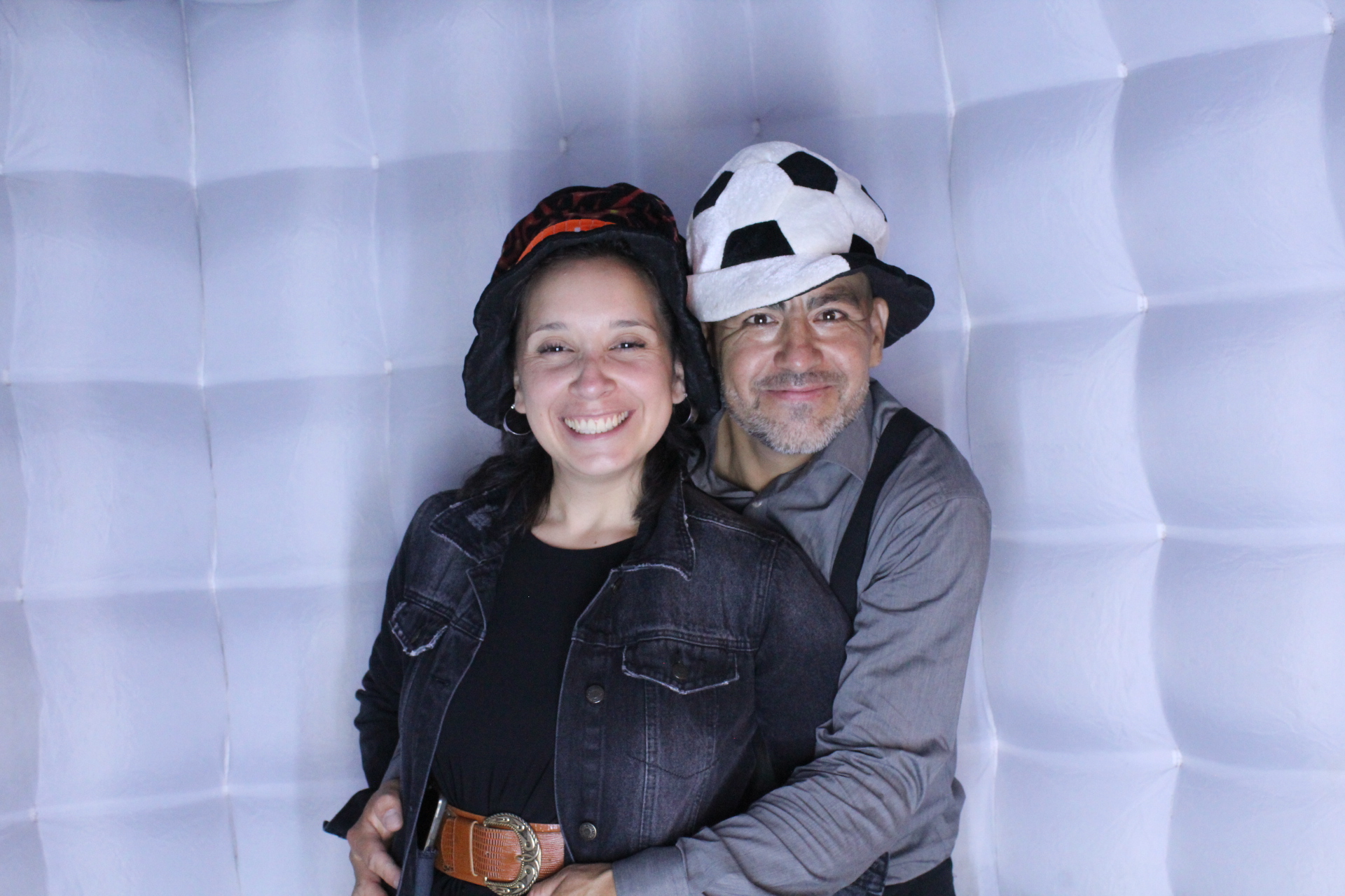 Matri Yanara & Miguel | View more photos from the event at galeria.stellareventos.cl/u/Stellar/Matri-Yanara-Miguel